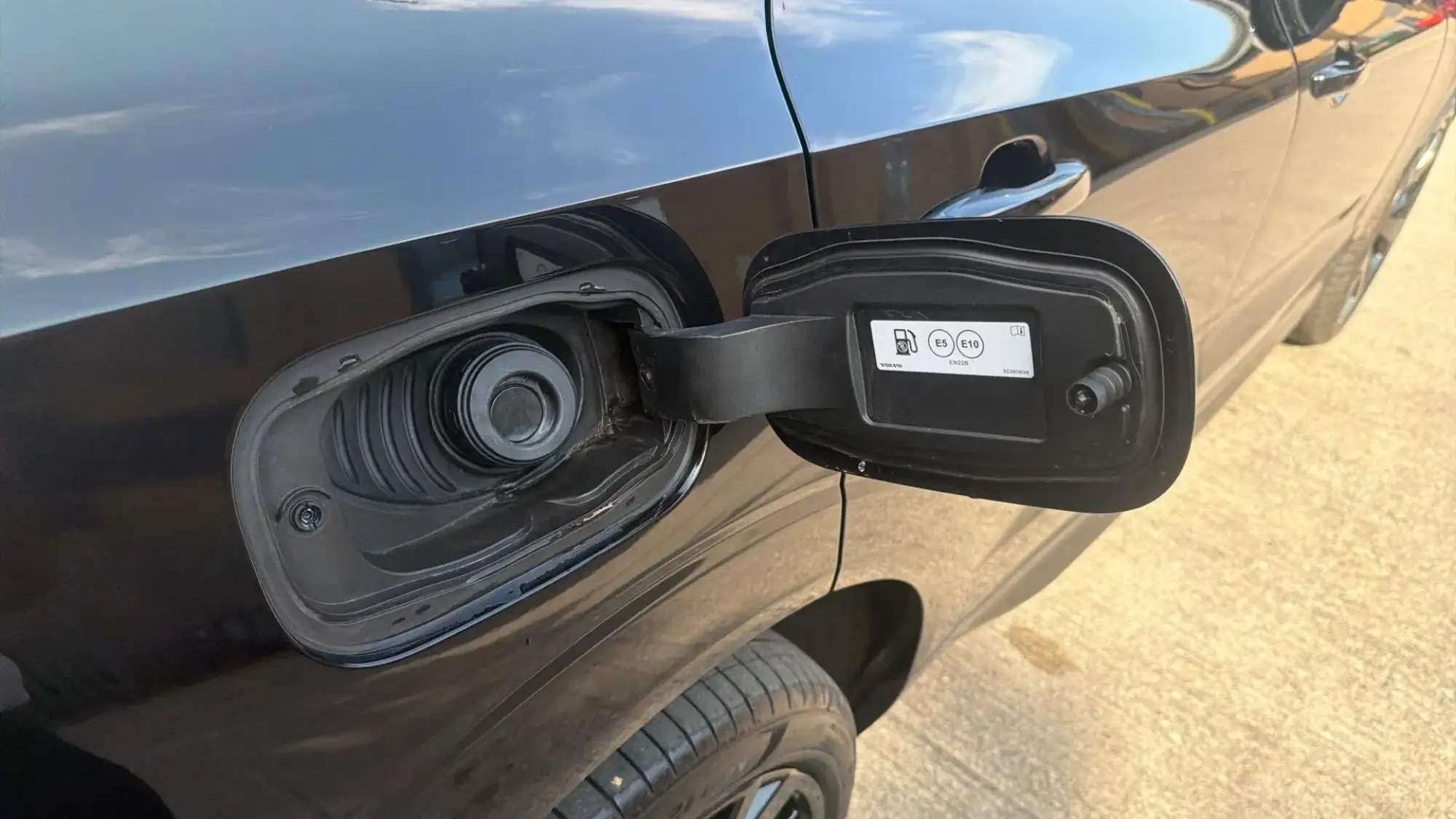 Volvo XC60 Image 15 Volvo XC60 Image 15