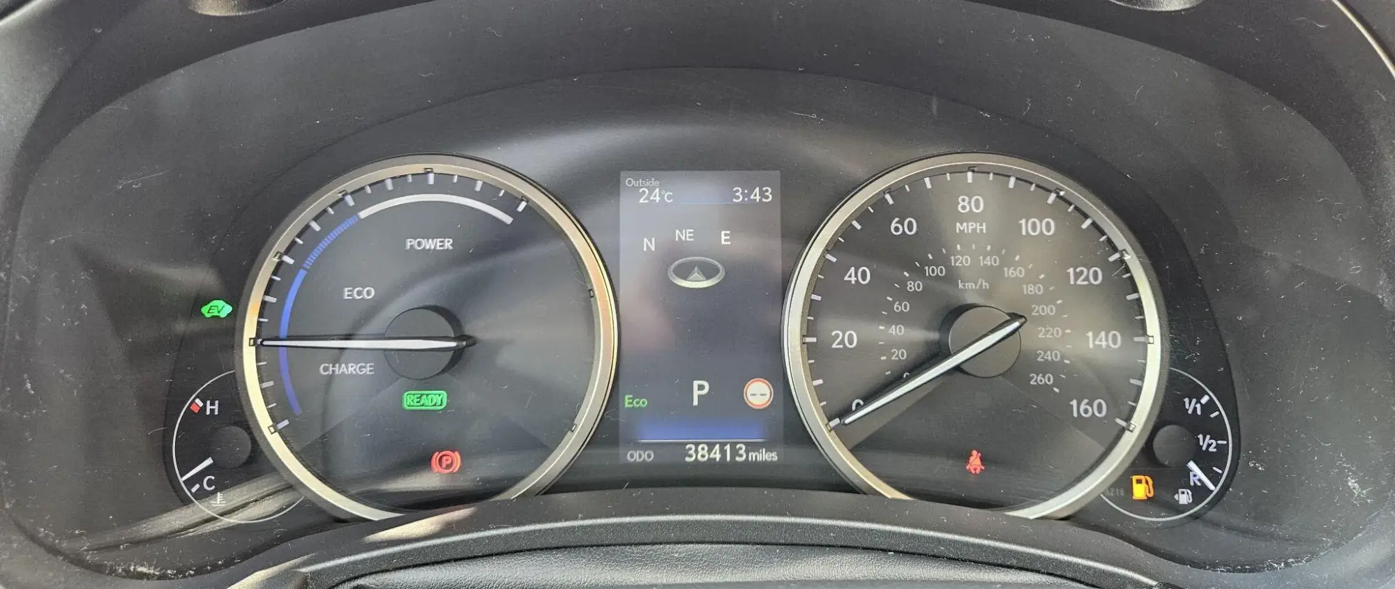 Lexus NX Self-Charging Hybrid Image 13 Lexus NX Self-Charging Hybrid Image 13