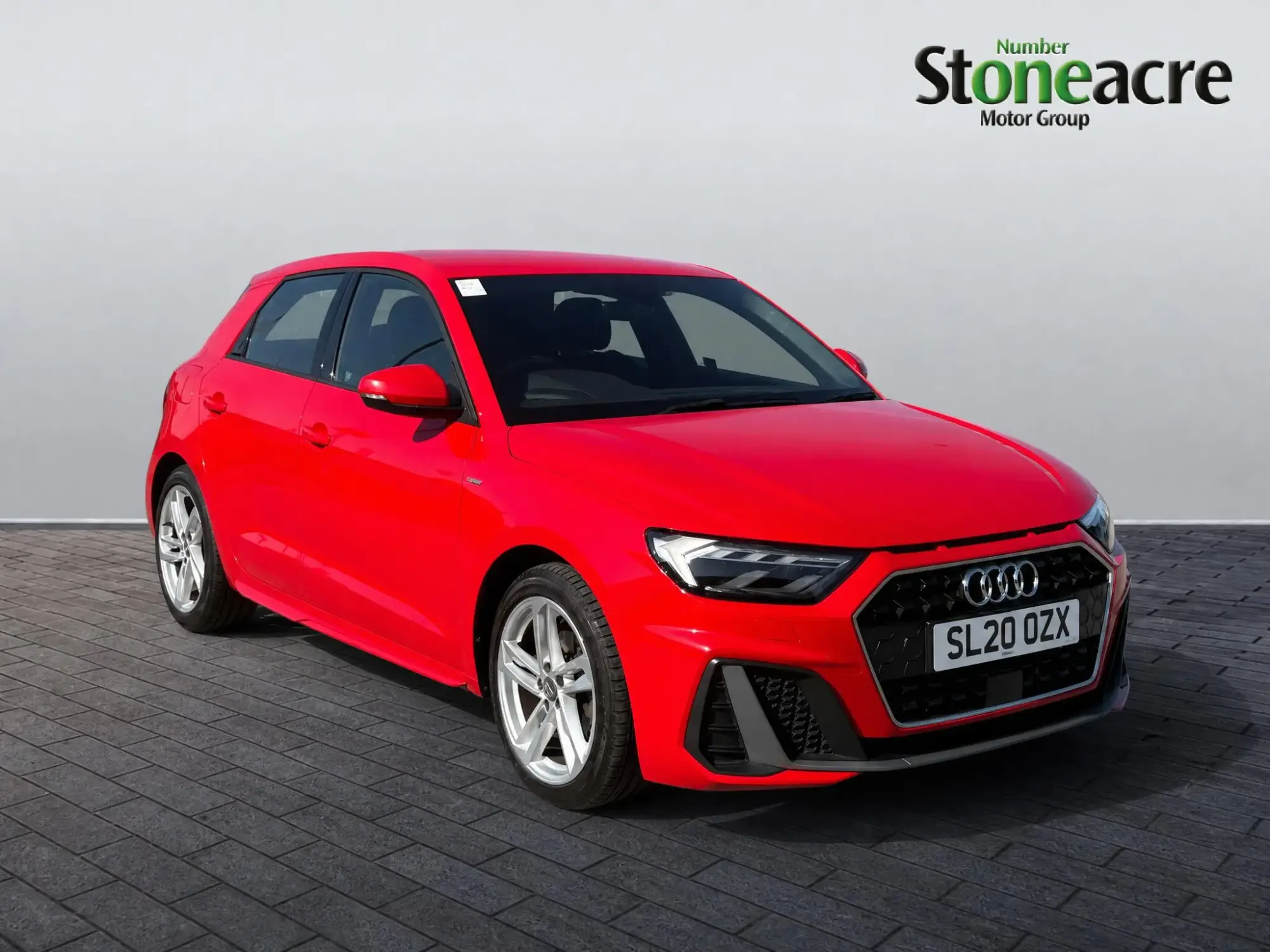Audi A1 1.5 TFSI 35 S line Sportback S Tronic Euro 6 (s/s) 5dr SL20OZX Image 1 Audi A1 1.5 TFSI 35 S line Sportback S Tronic Euro 6 (s/s) 5dr SL20OZX Image 1