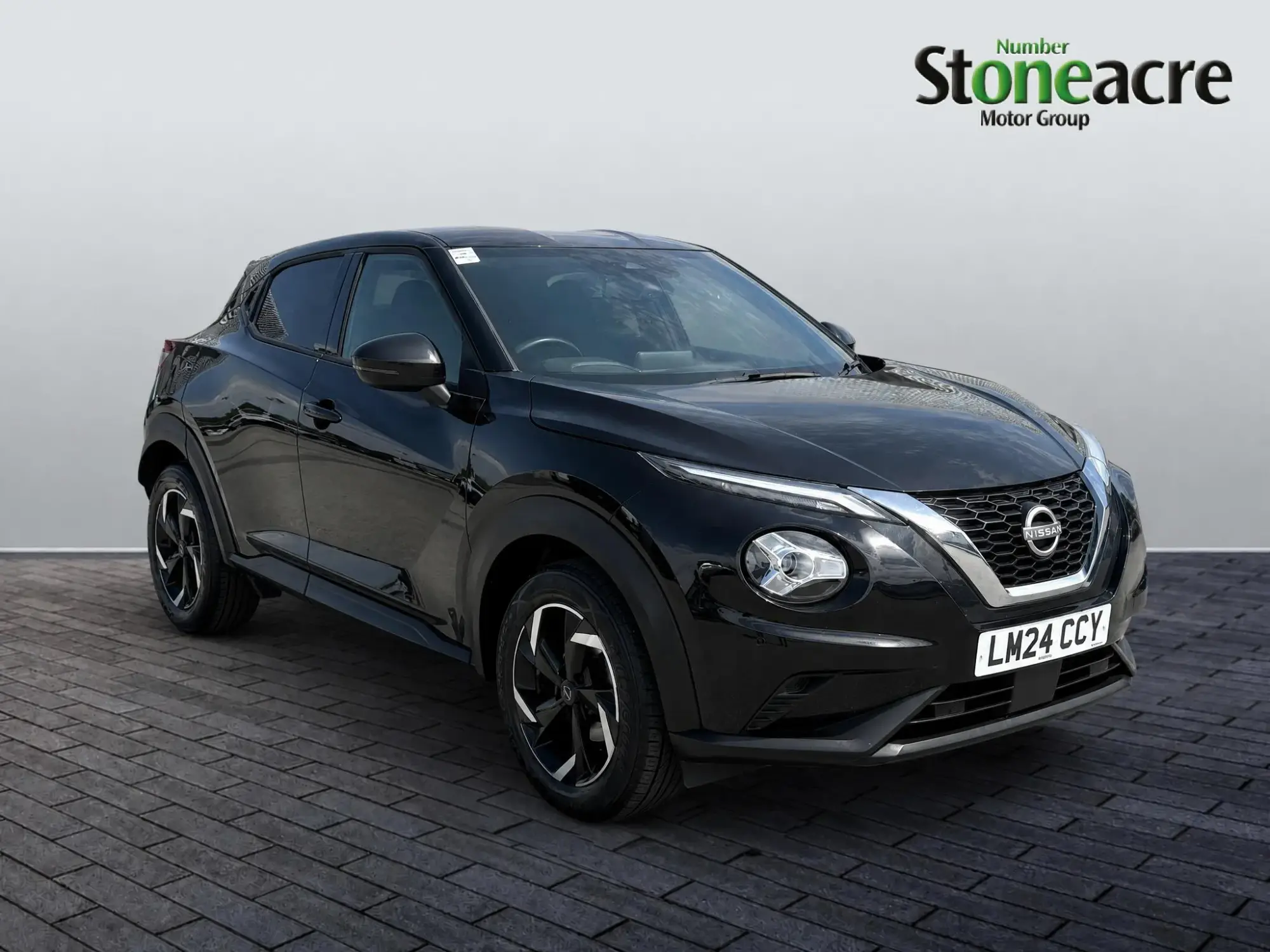 Nissan Juke 1.0 DiG-T N-Connecta 5dr LM24CCY Image 1