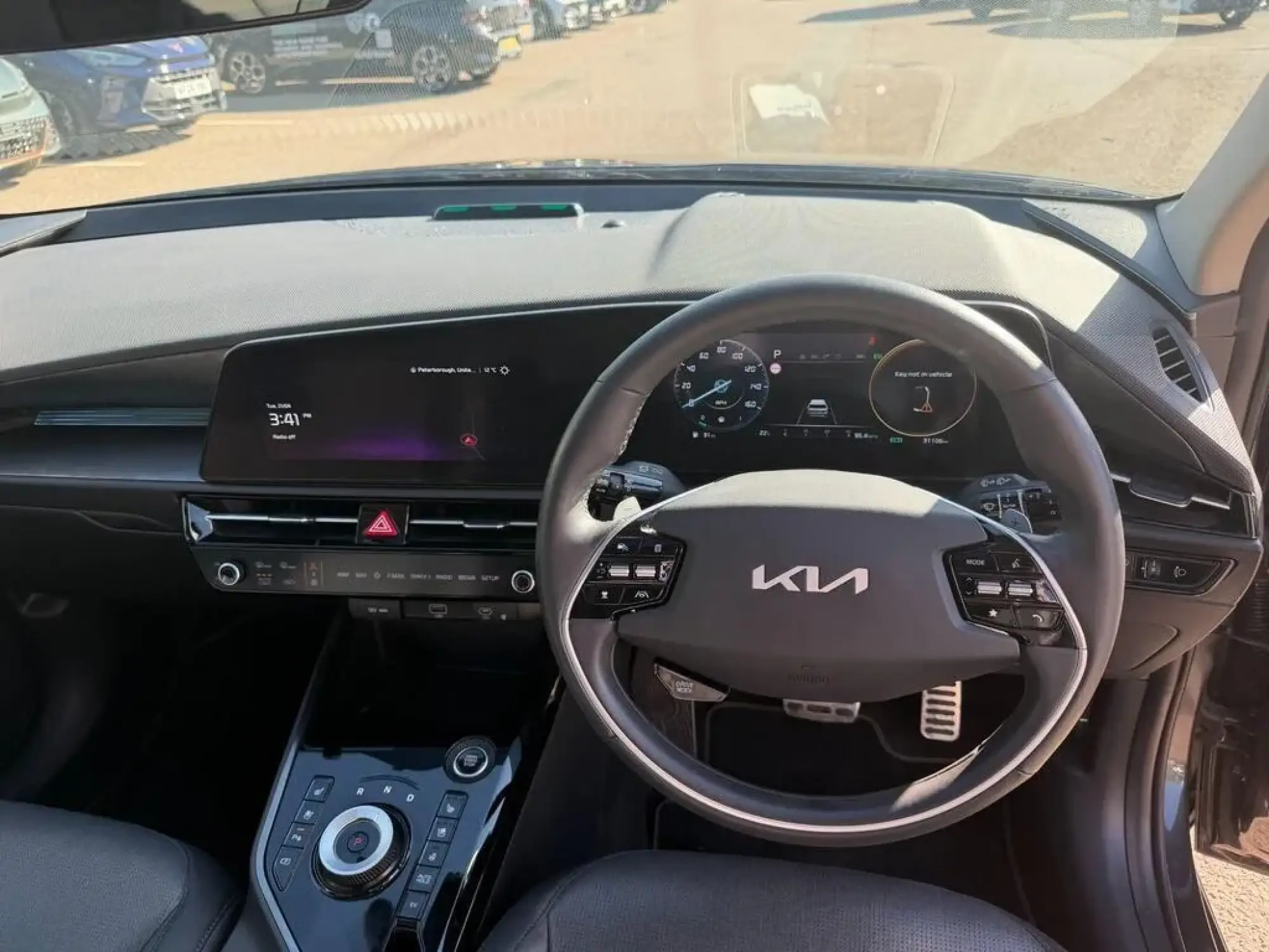 Kia Niro Image 9 Kia Niro Image 9