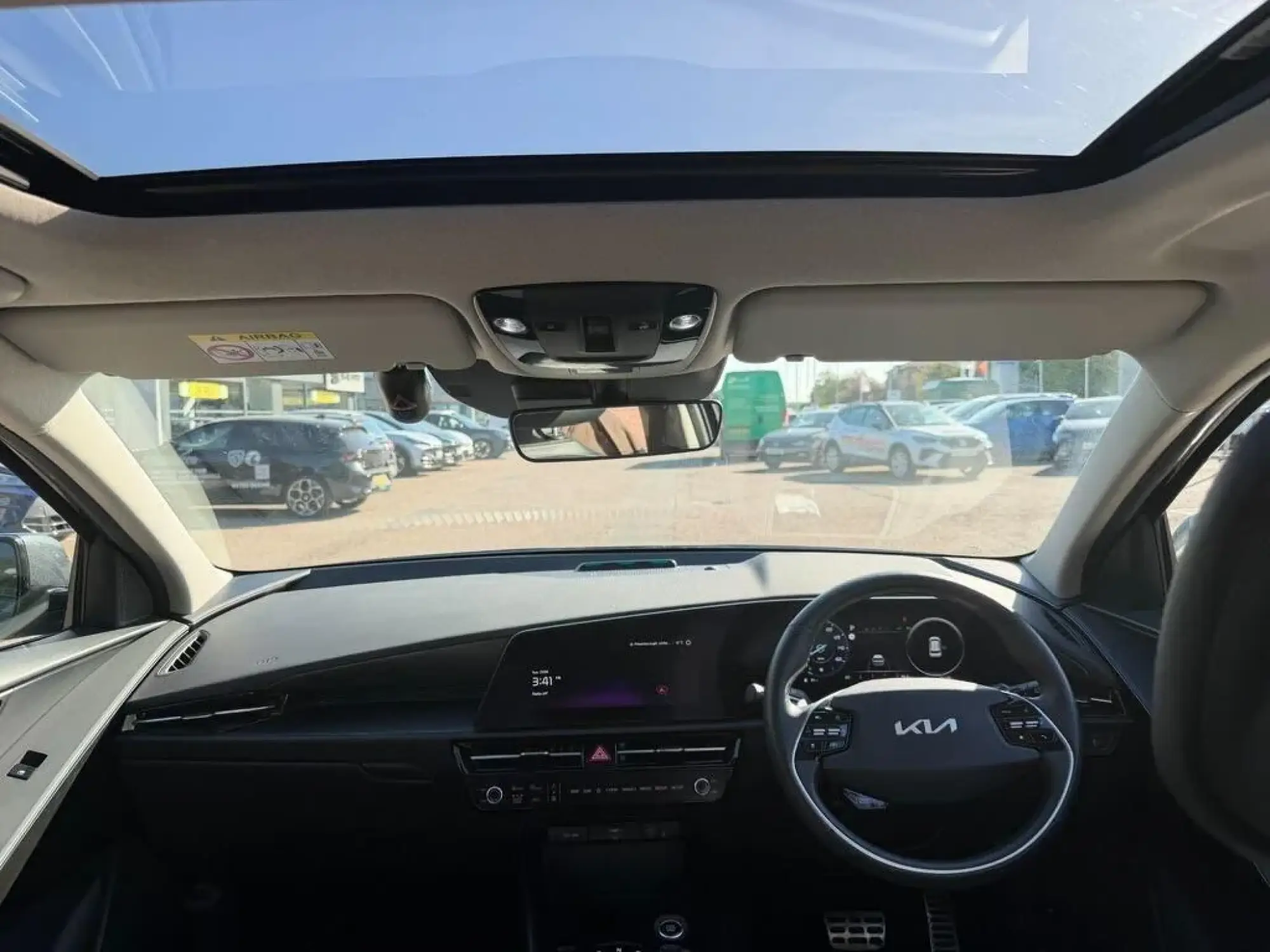 Kia Niro Image 12 Kia Niro Image 12