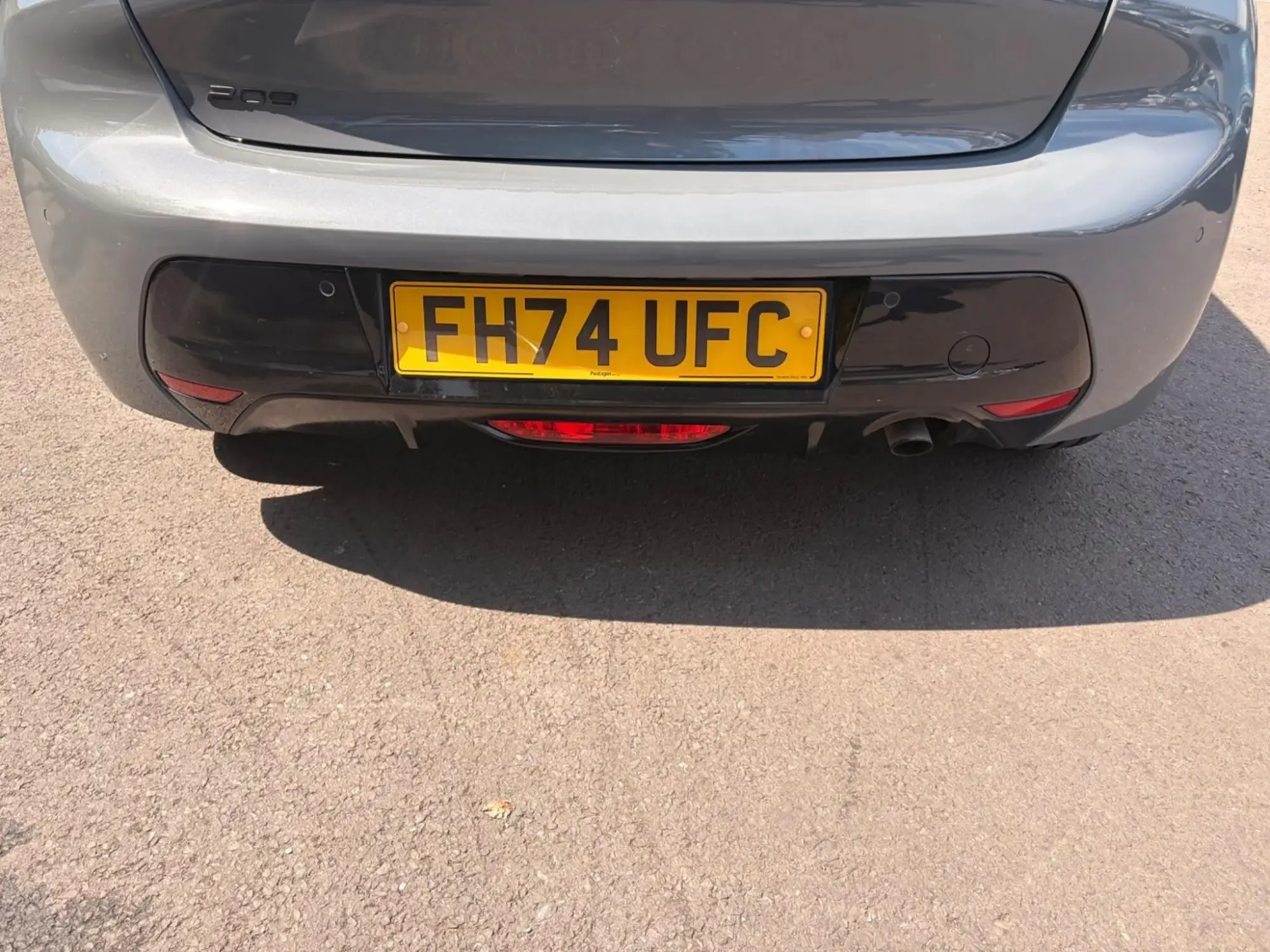 Peugeot 208 Image 7