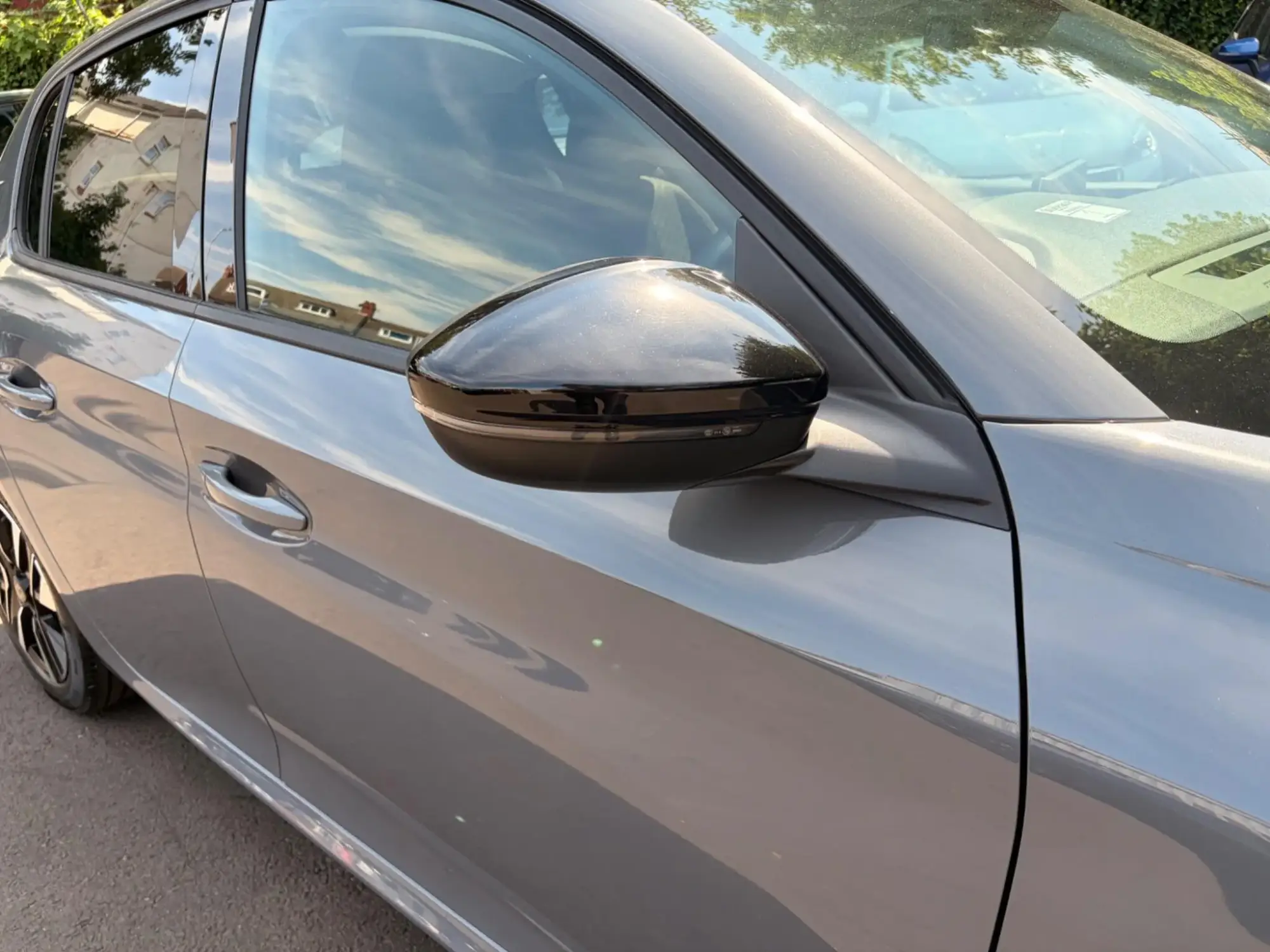 Peugeot 208 Image 29