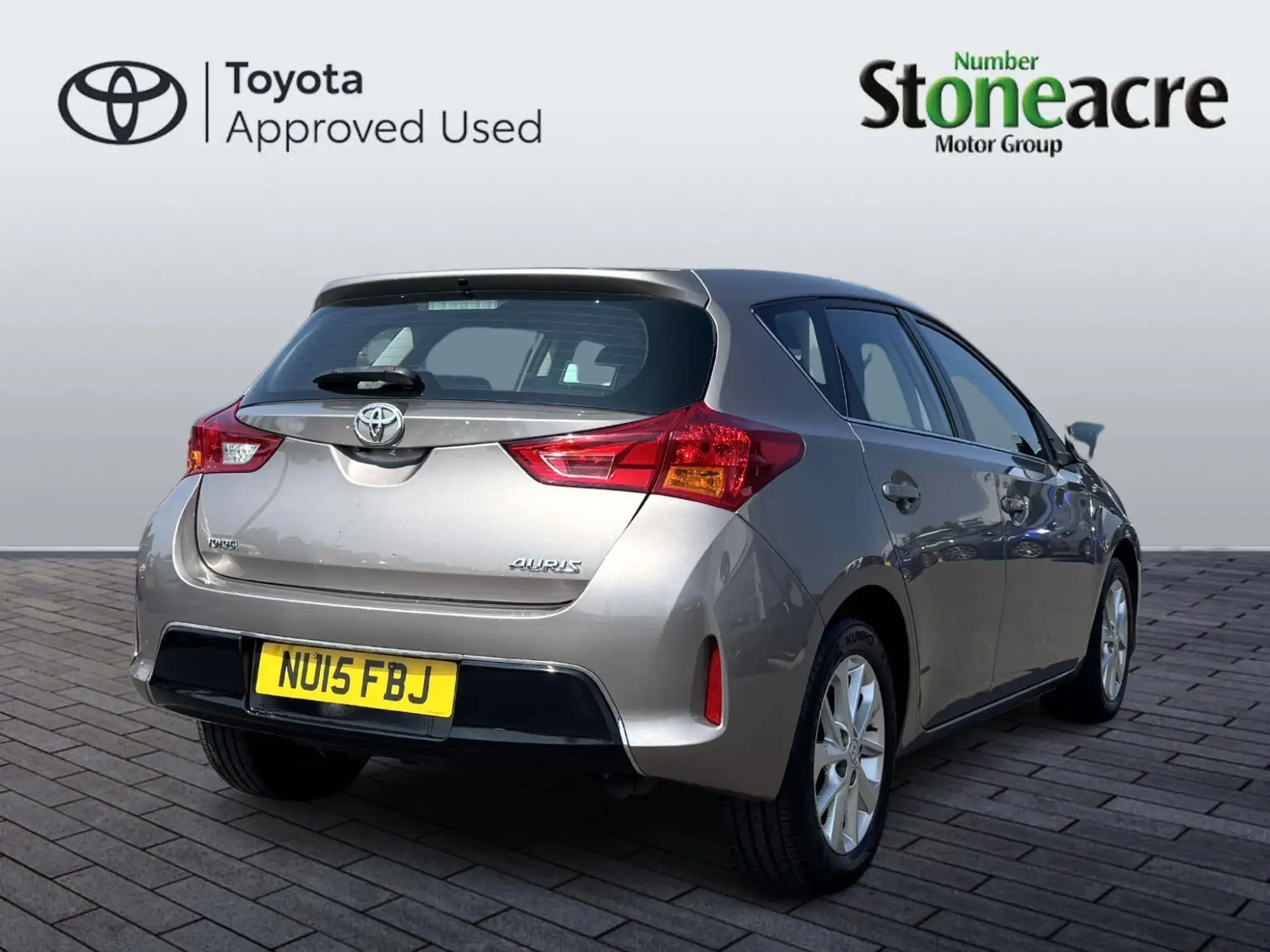 Toyota Auris Image 3