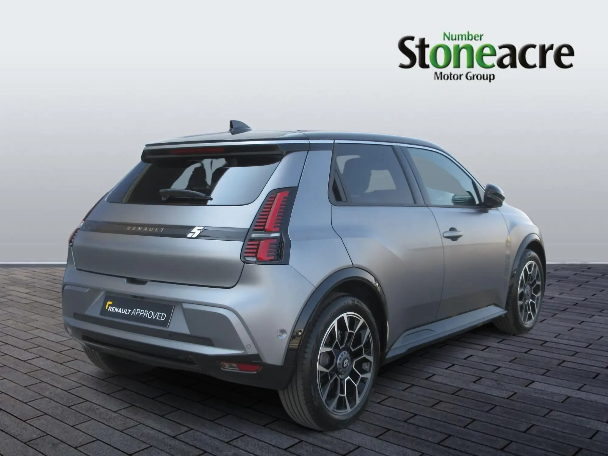 Renault 5 E-Tech Electric Image 3