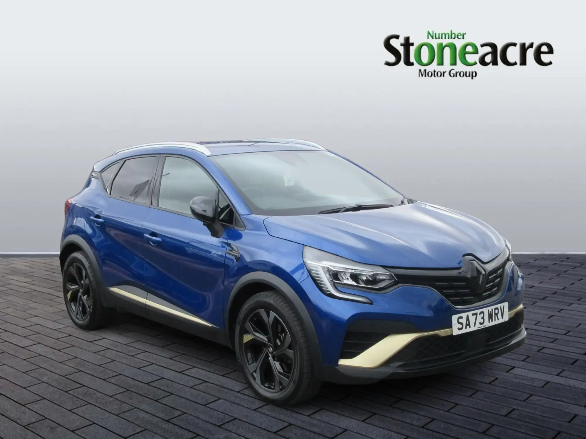 Renault Captur E-Tech Image 1
