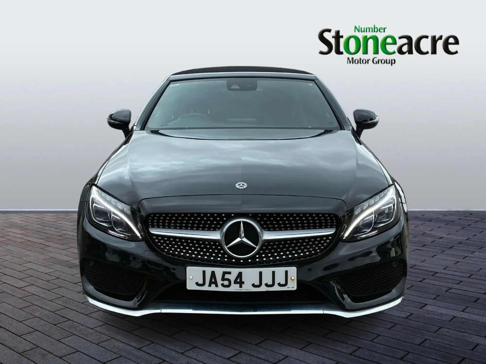 Mercedes-Benz C-Class Image 8