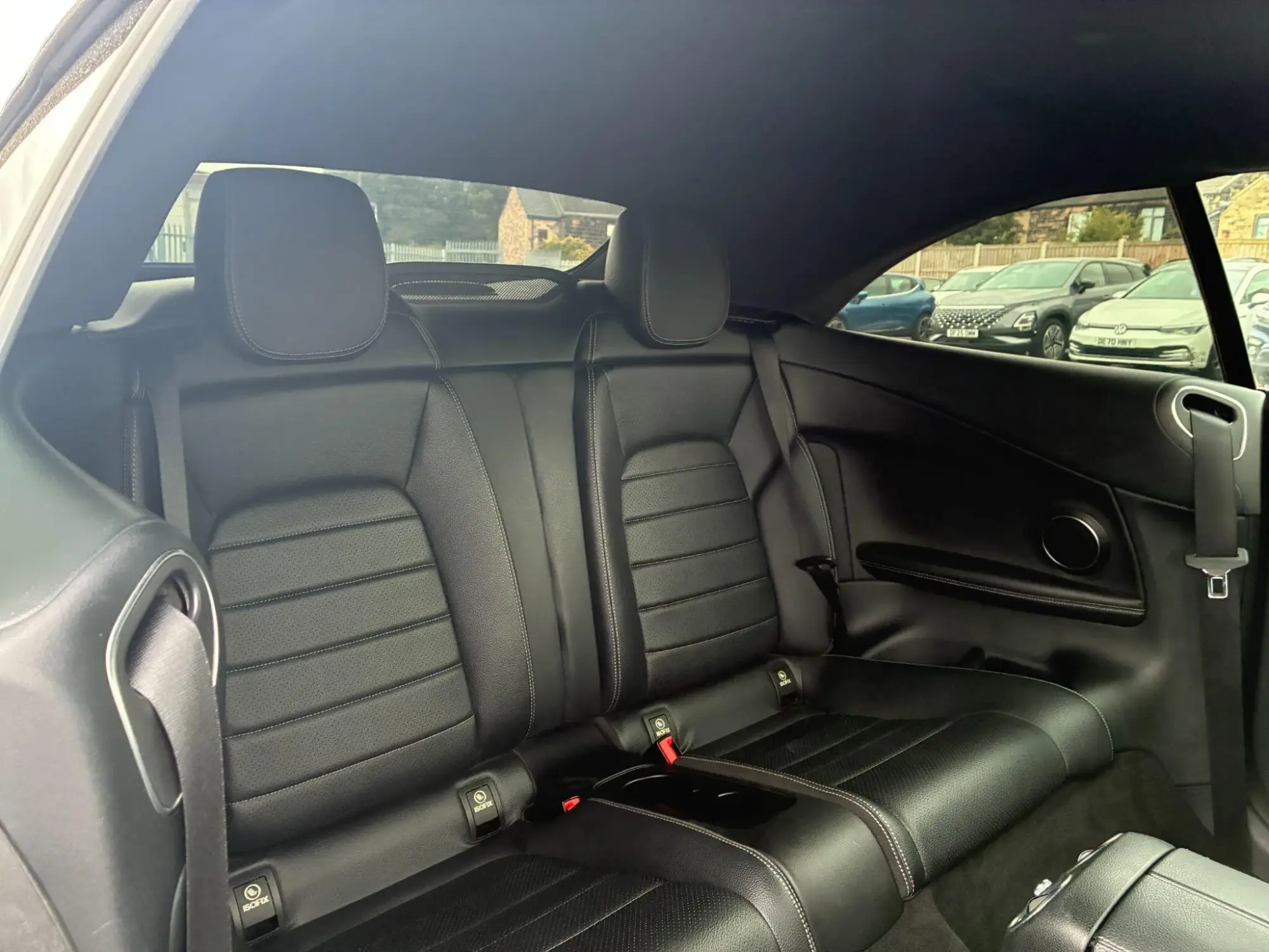 Mercedes-Benz C-Class Image 23