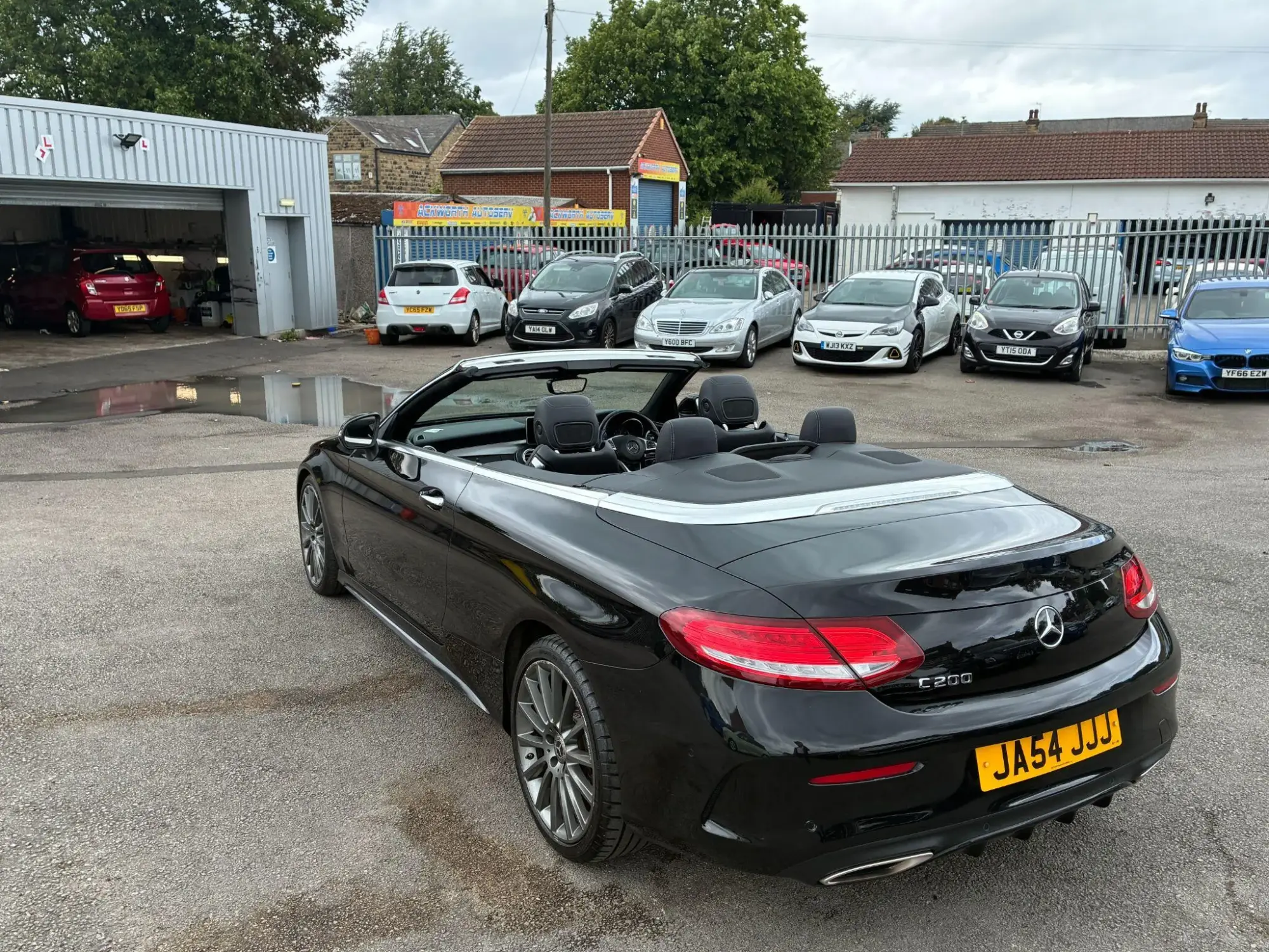 Mercedes-Benz C-Class Image 31