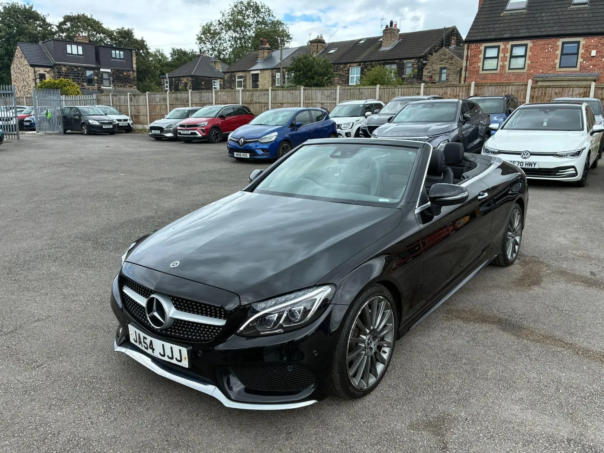 Mercedes-Benz C-Class Image 33