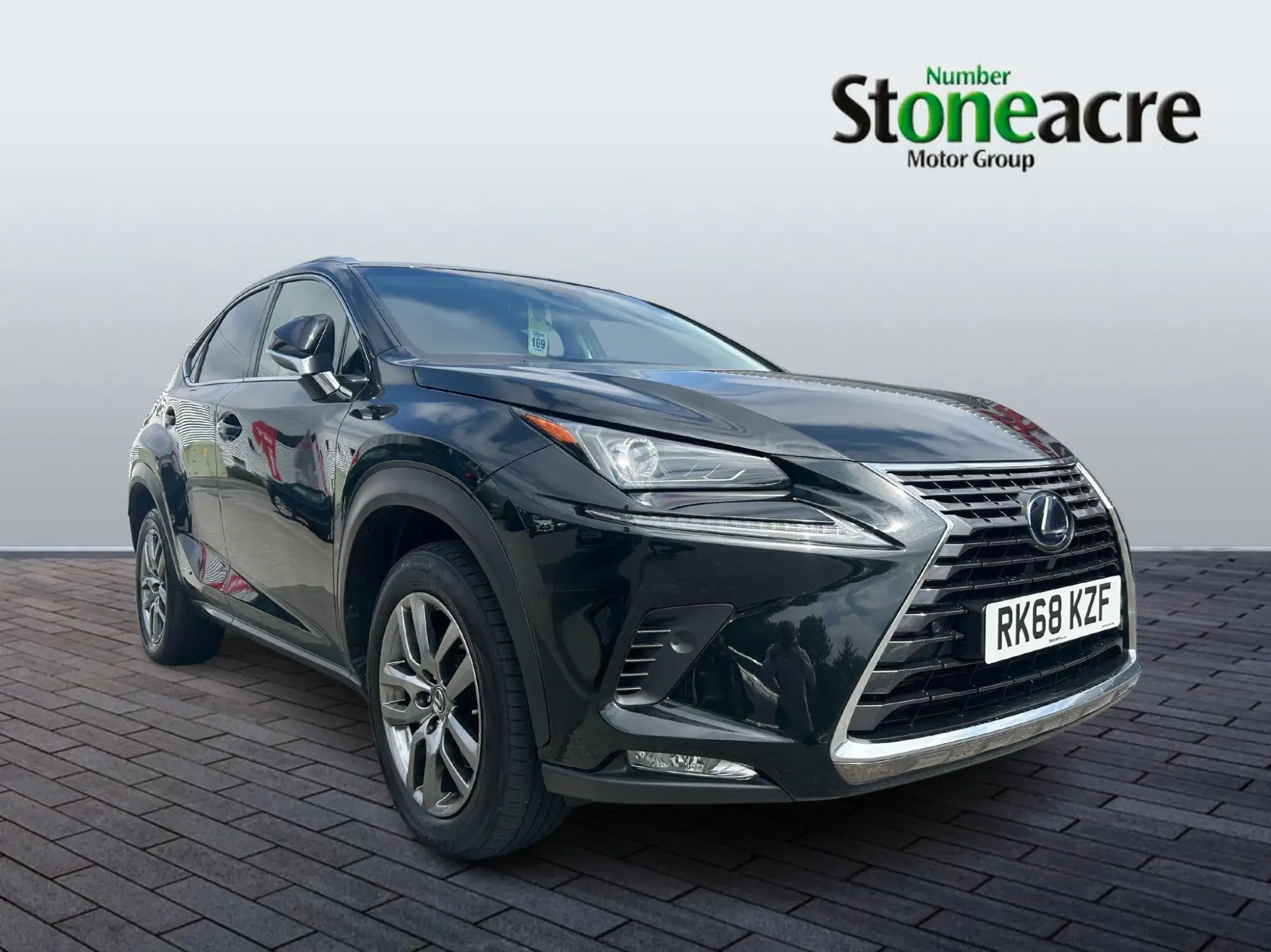 Lexus NX Self-Charging Hybrid 2.5 300h Luxury SUV 5dr Petrol Hybrid E-CVT 4WD Euro 6 (s/s) (197 ps) RK68KZF Image 1