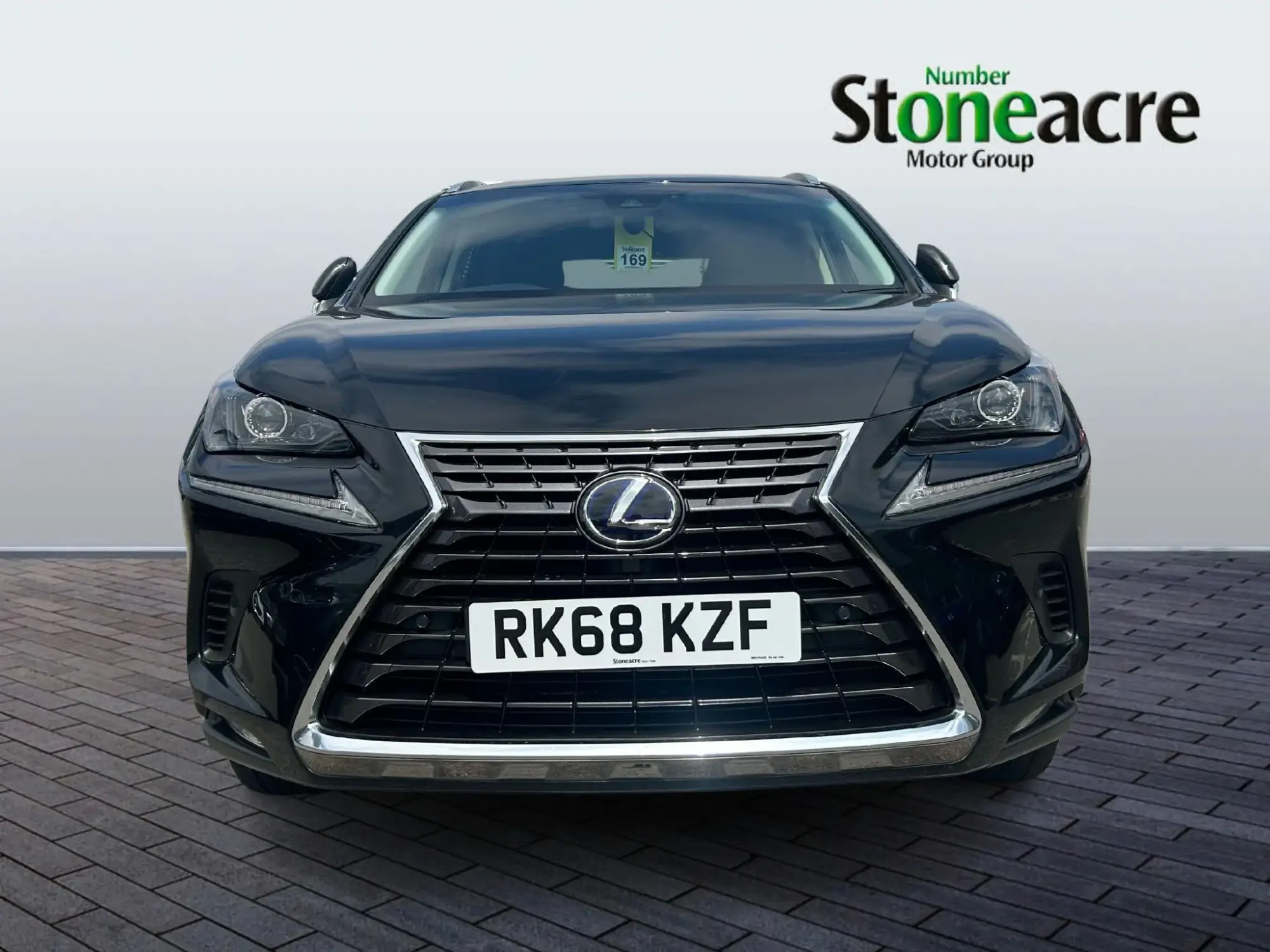 Lexus NX Self-Charging Hybrid 2.5 300h Luxury SUV 5dr Petrol Hybrid E-CVT 4WD Euro 6 (s/s) (197 ps) RK68KZF Image 2