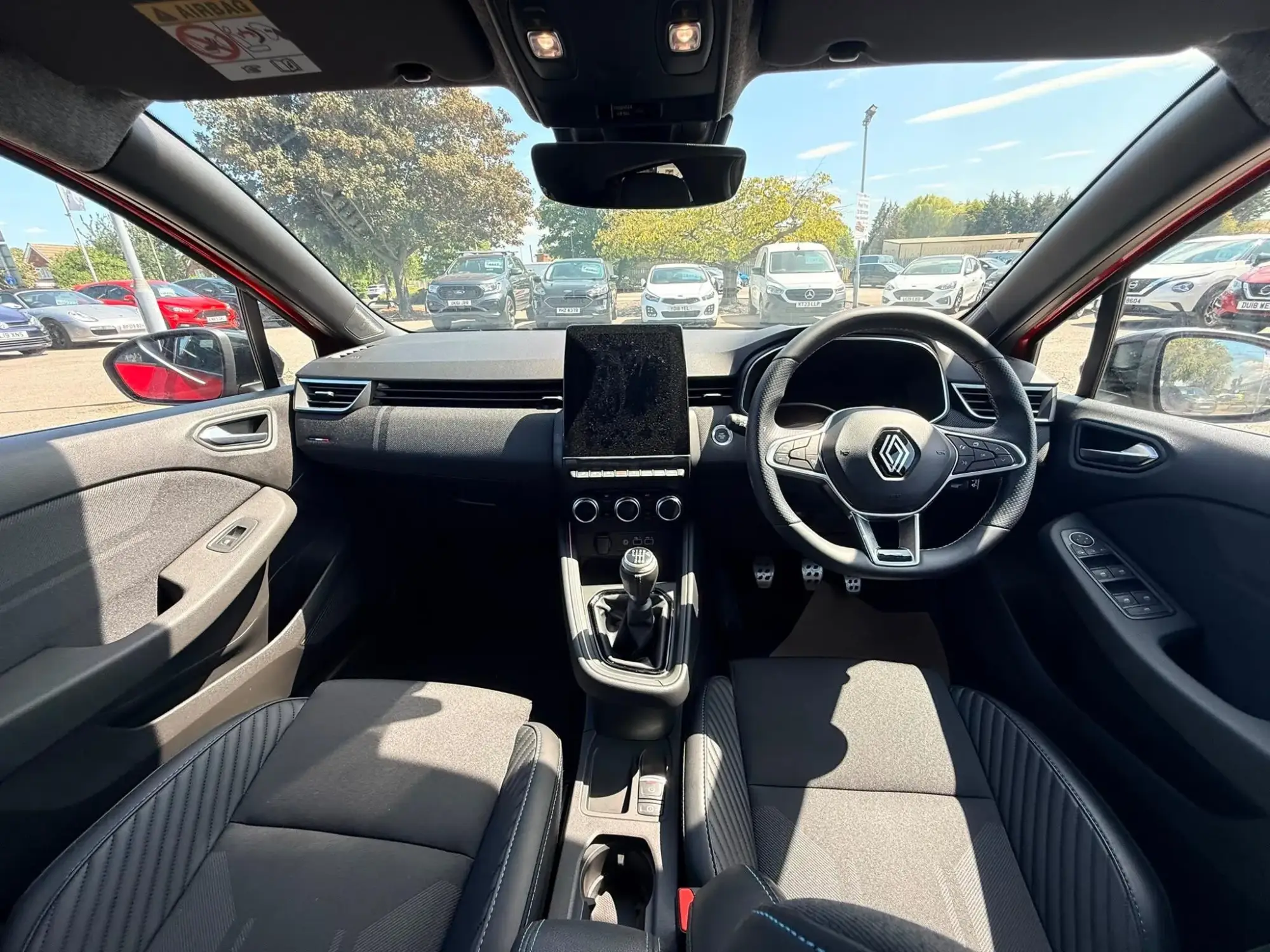 Renault Clio Image 10
