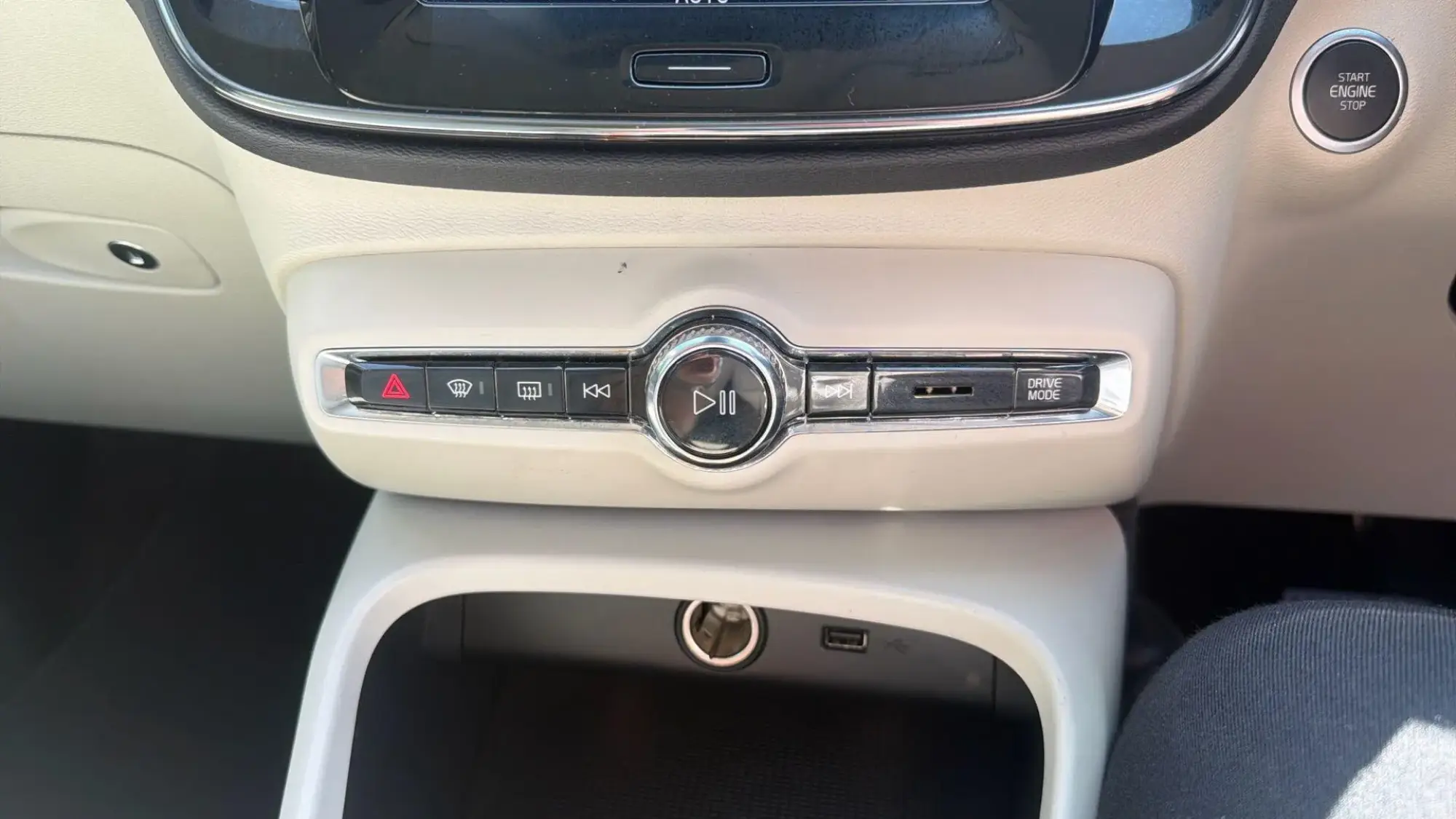 Volvo XC40 Image 23 Volvo XC40 Image 23