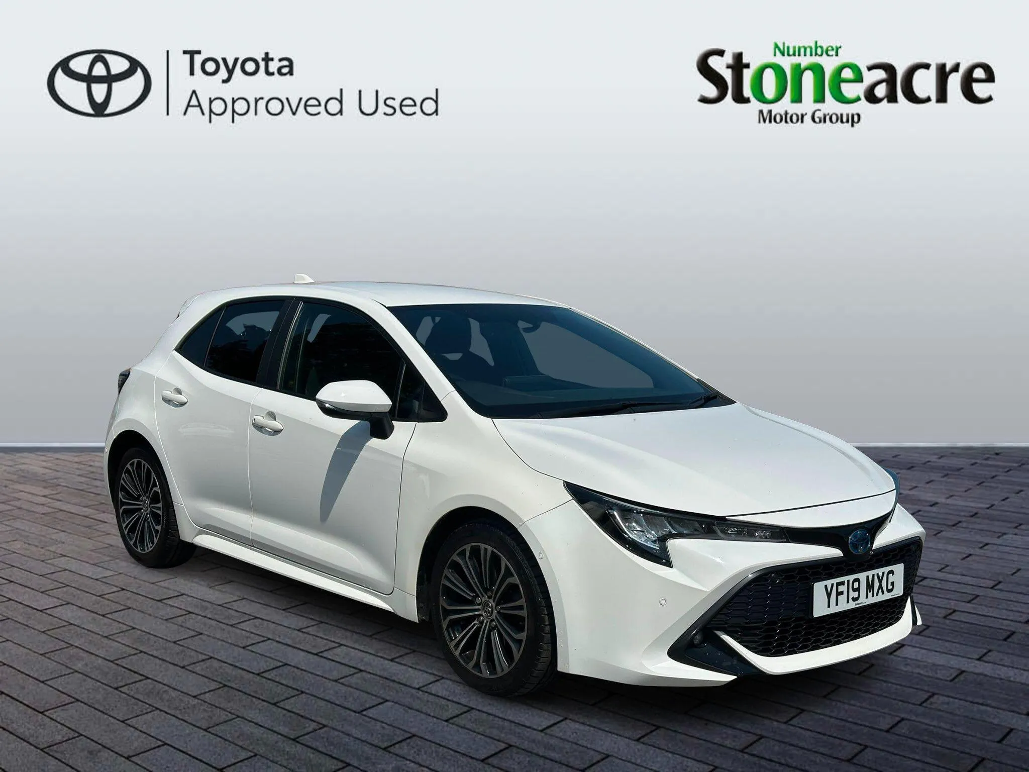 Toyota Corolla Hatchback undefined 1.8 VVT-h Design CVT Euro 6 (s/s) 5dr
