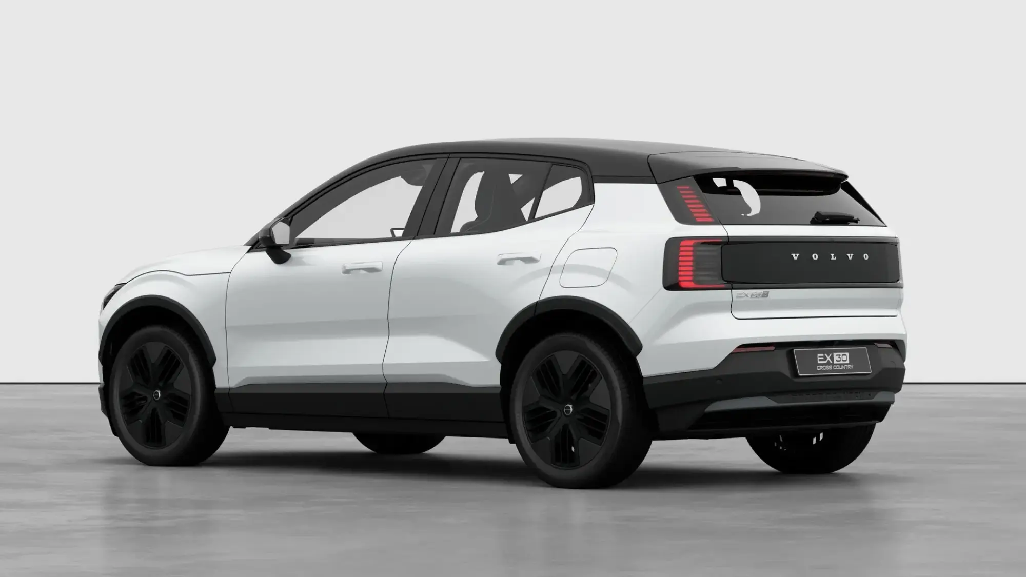 Volvo EX30 Cross Country 200kW P5 LR Cross Country Plus 69kWh 5dr Auto Image 3