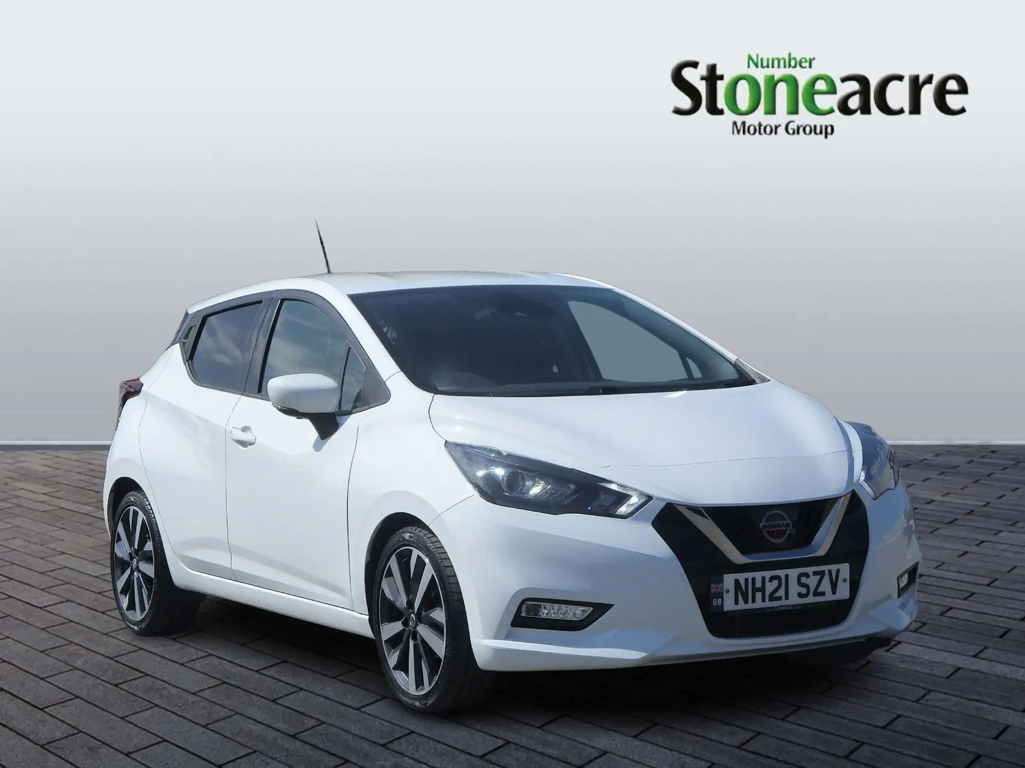 Nissan MICRA 1.0 IG-T Tekna Euro 6 (s/s) 5dr NH21SZV Image 1