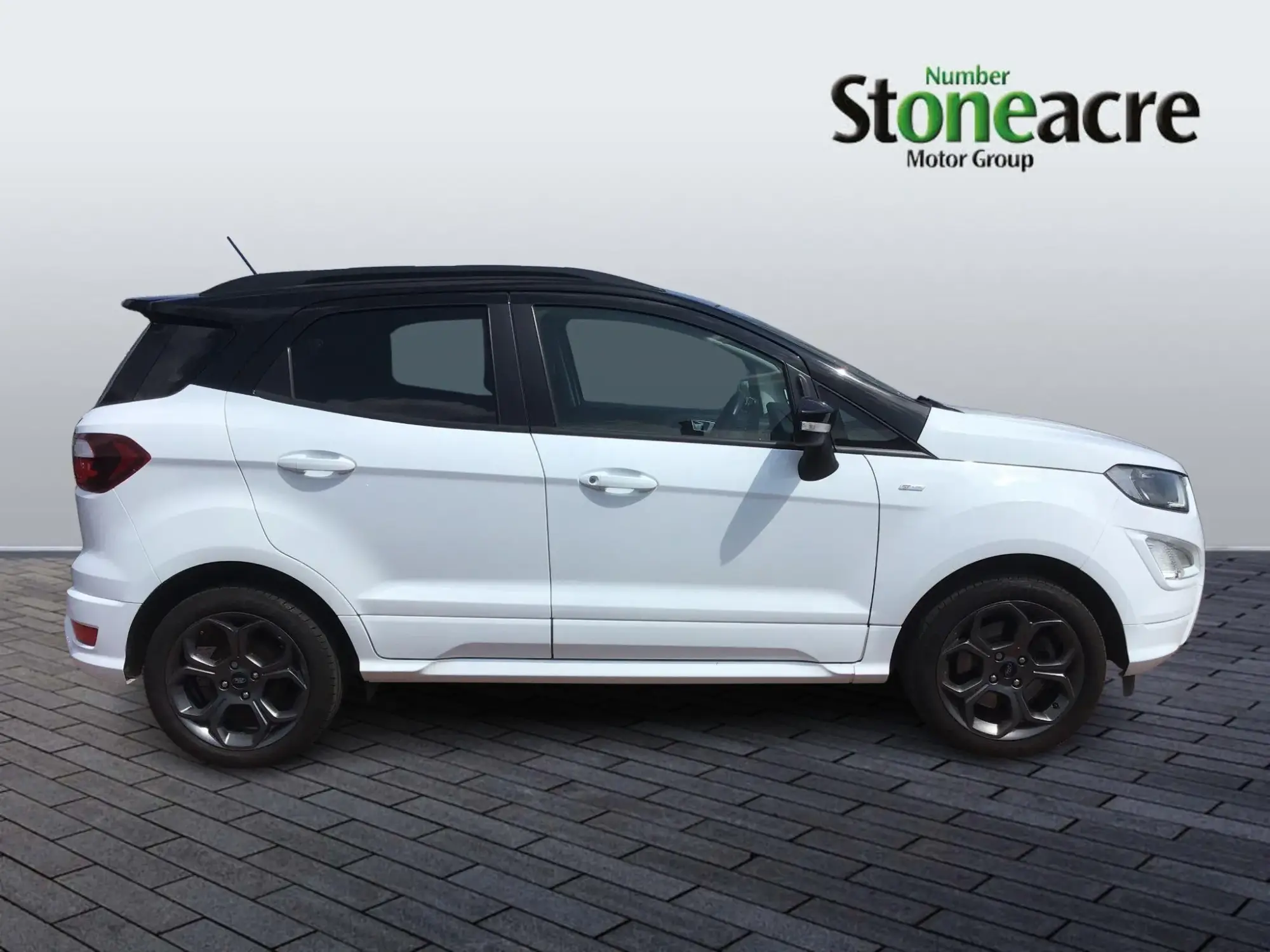 Ford EcoSport 1.0T EcoBoost ST-Line Euro 6 (s/s) 5dr NL69DWJ Image 2