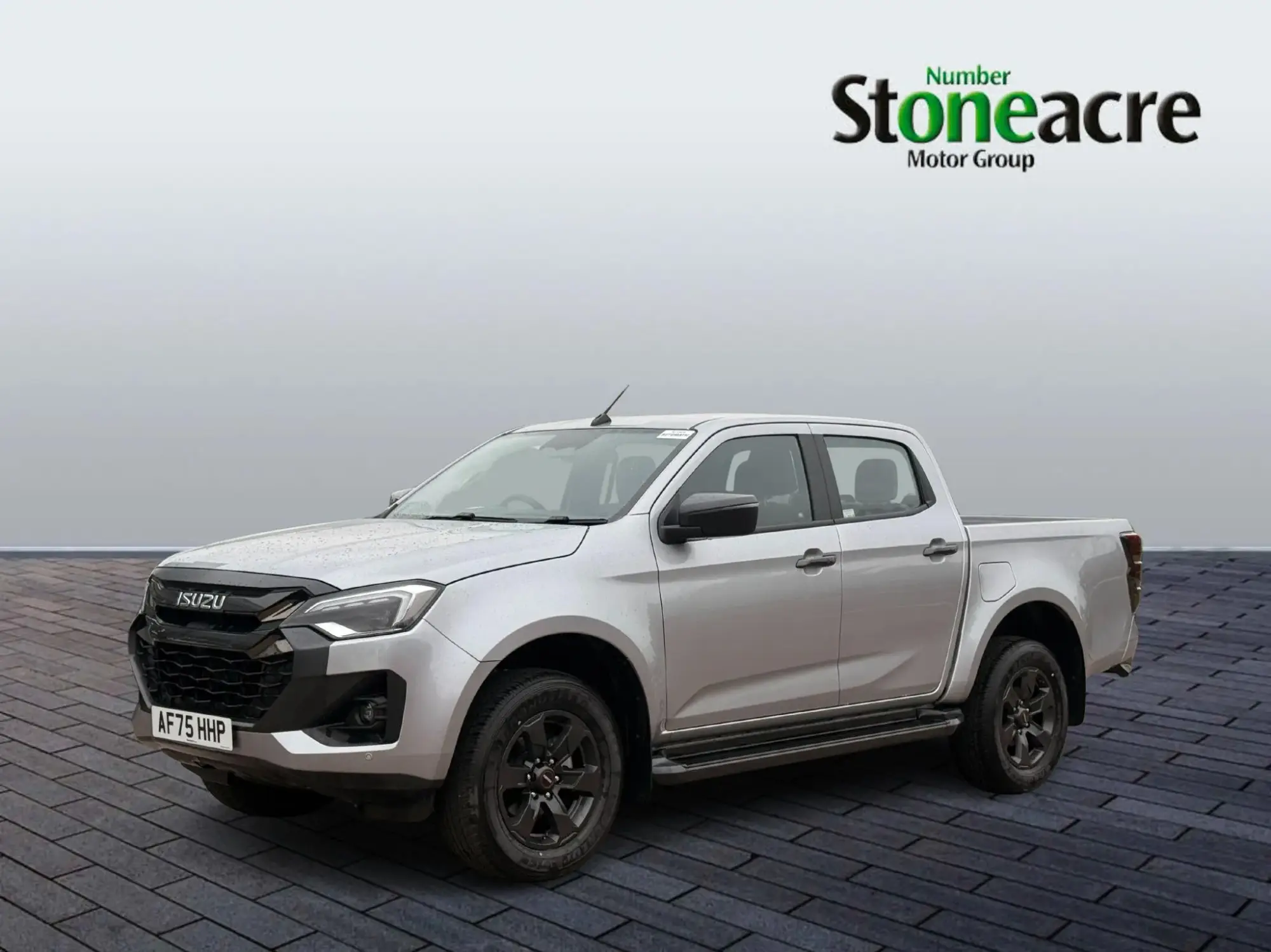 Isuzu D-Max V-Cross Image 3