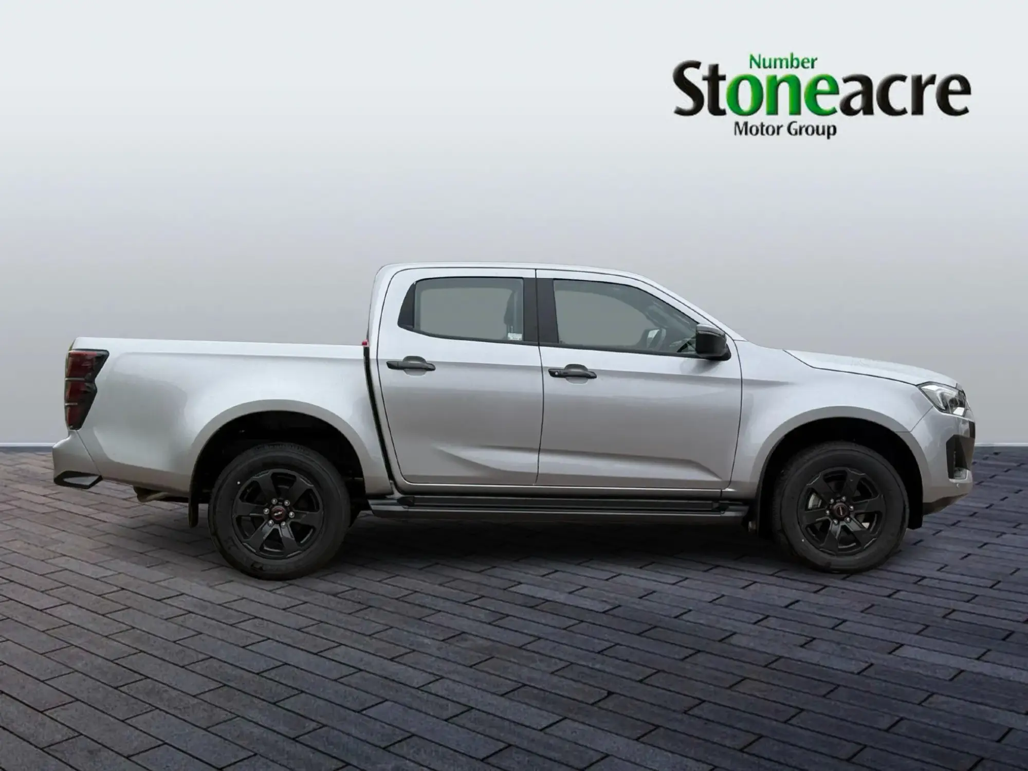 Isuzu D-Max V-Cross Image 7 Isuzu D-Max V-Cross Image 7