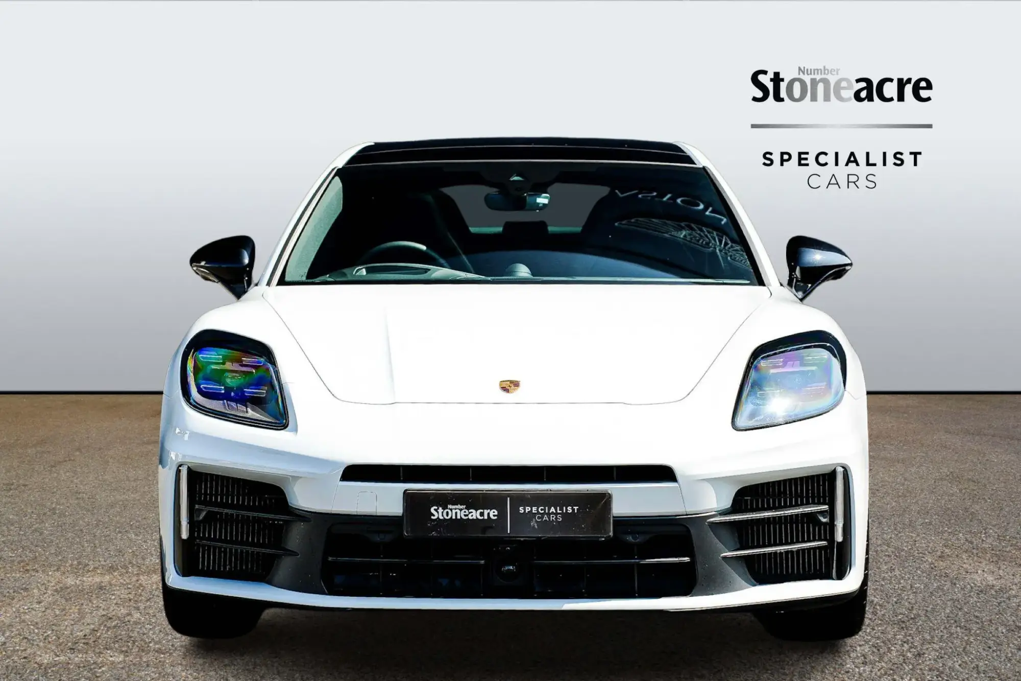 Porsche Panamera Image 2