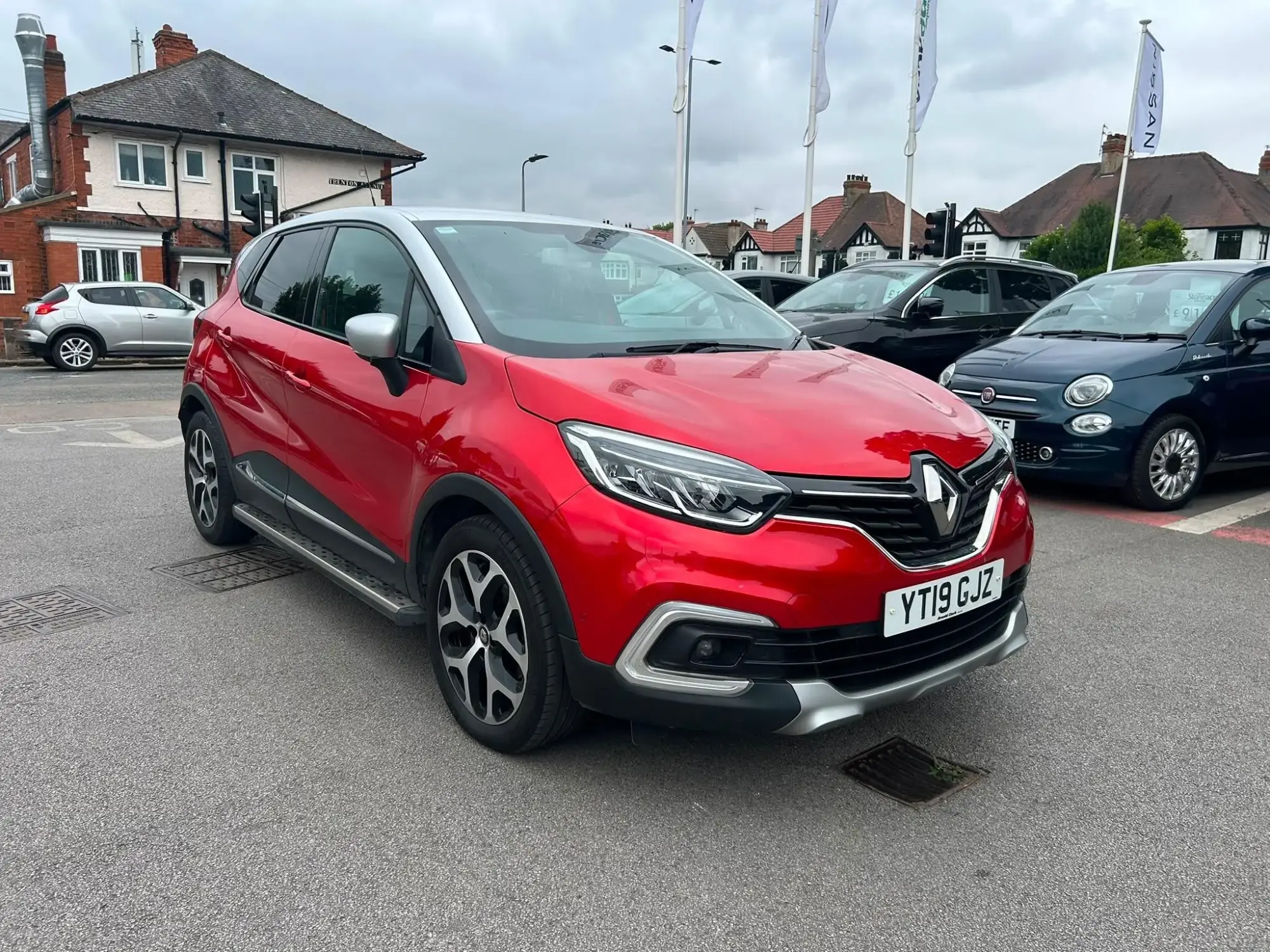 Renault Captur Image 1 Renault Captur Image 1