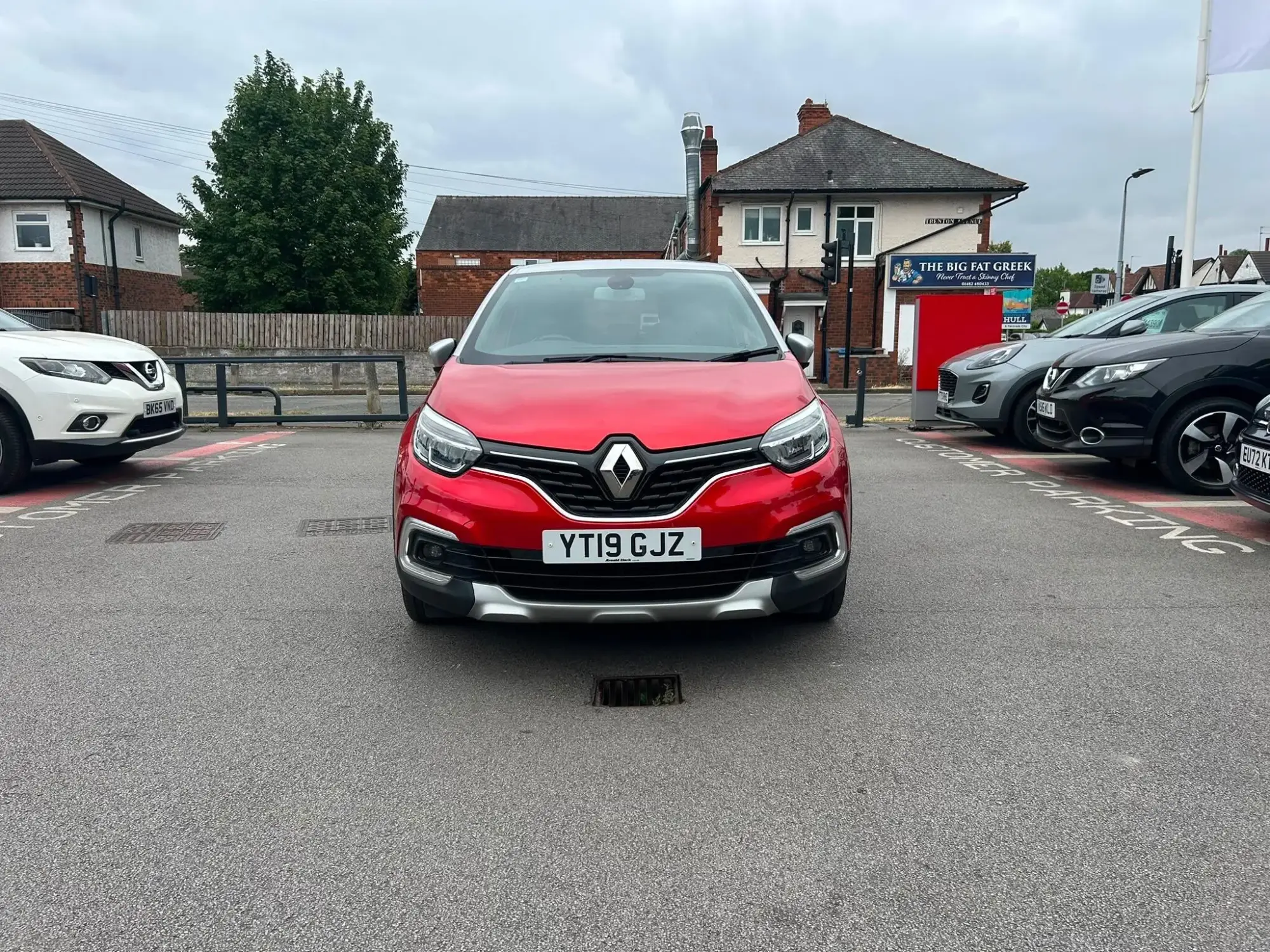 Renault Captur Image 2