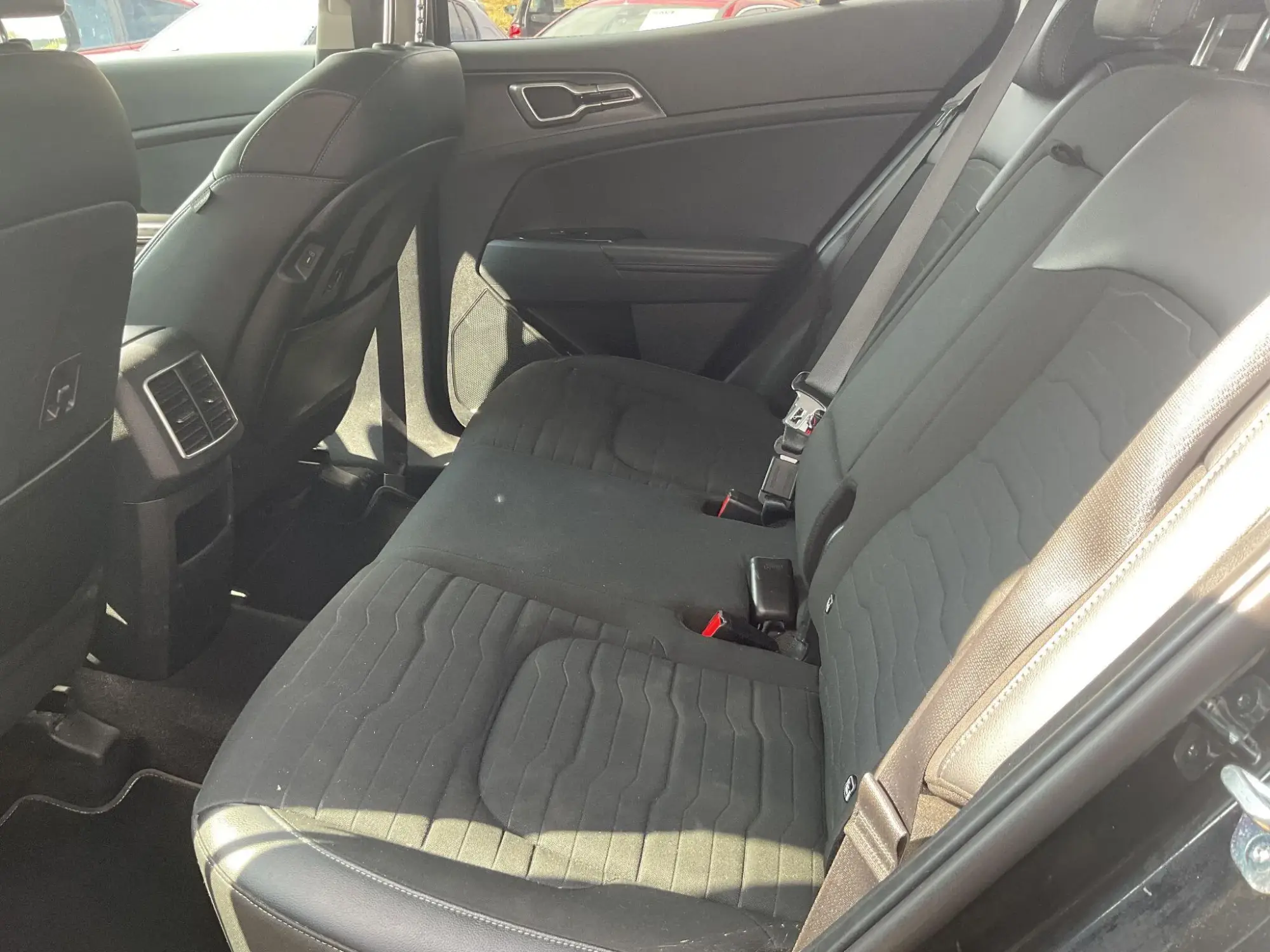 Kia Sportage Image 10