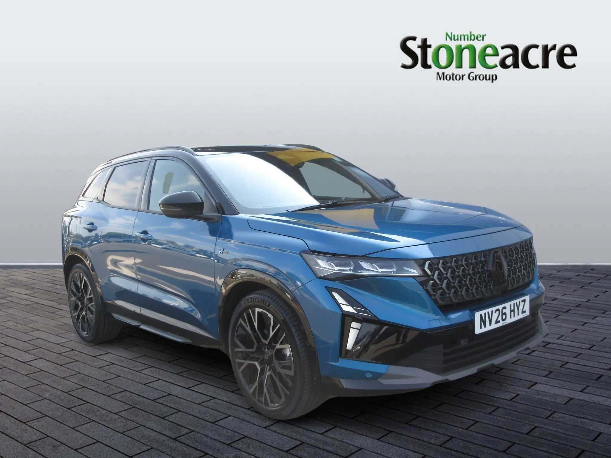 Renault Austral listing photo