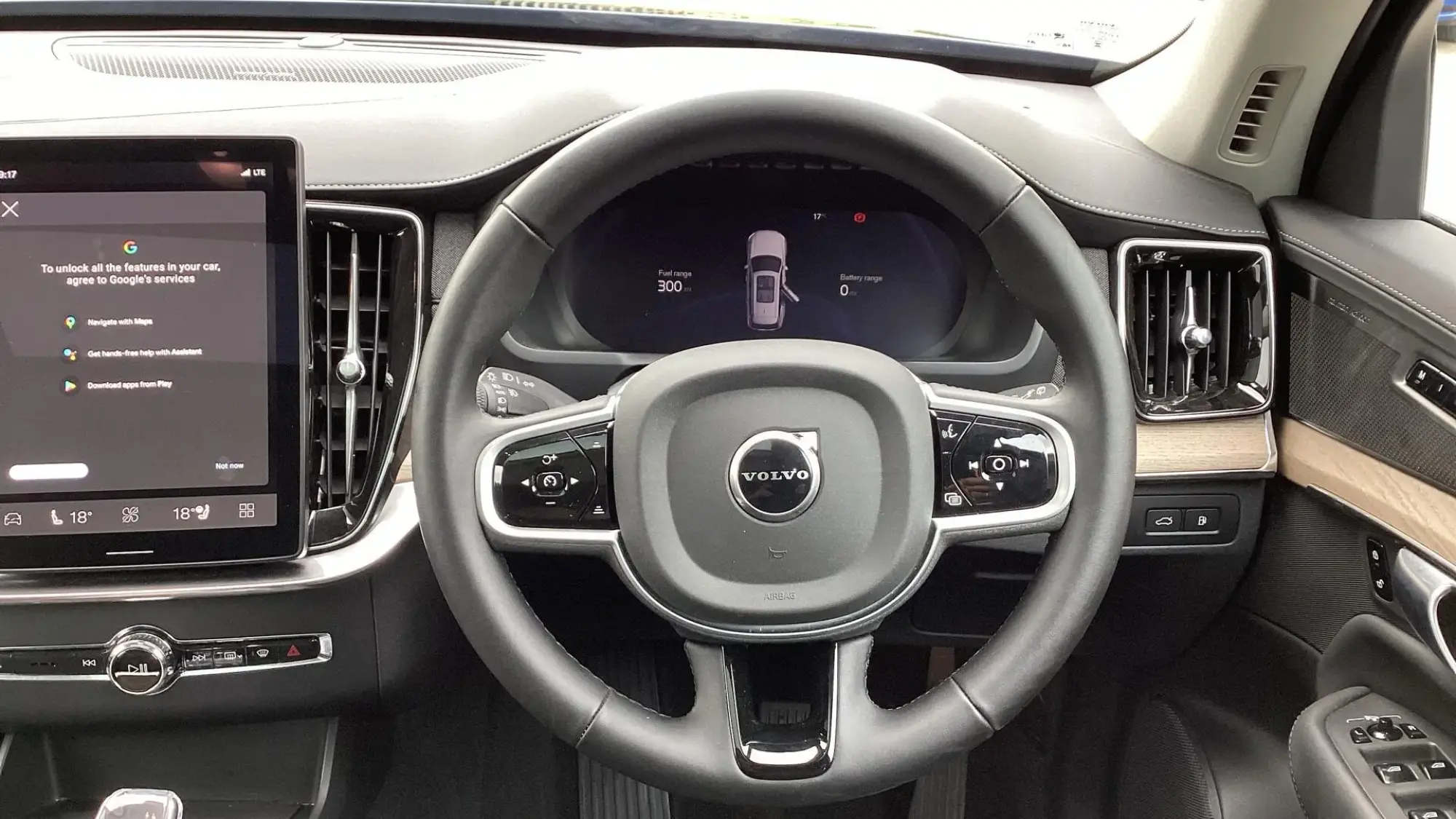 Volvo XC90 Plug-In Hybrid Image 10 Volvo XC90 Plug-In Hybrid Image 10