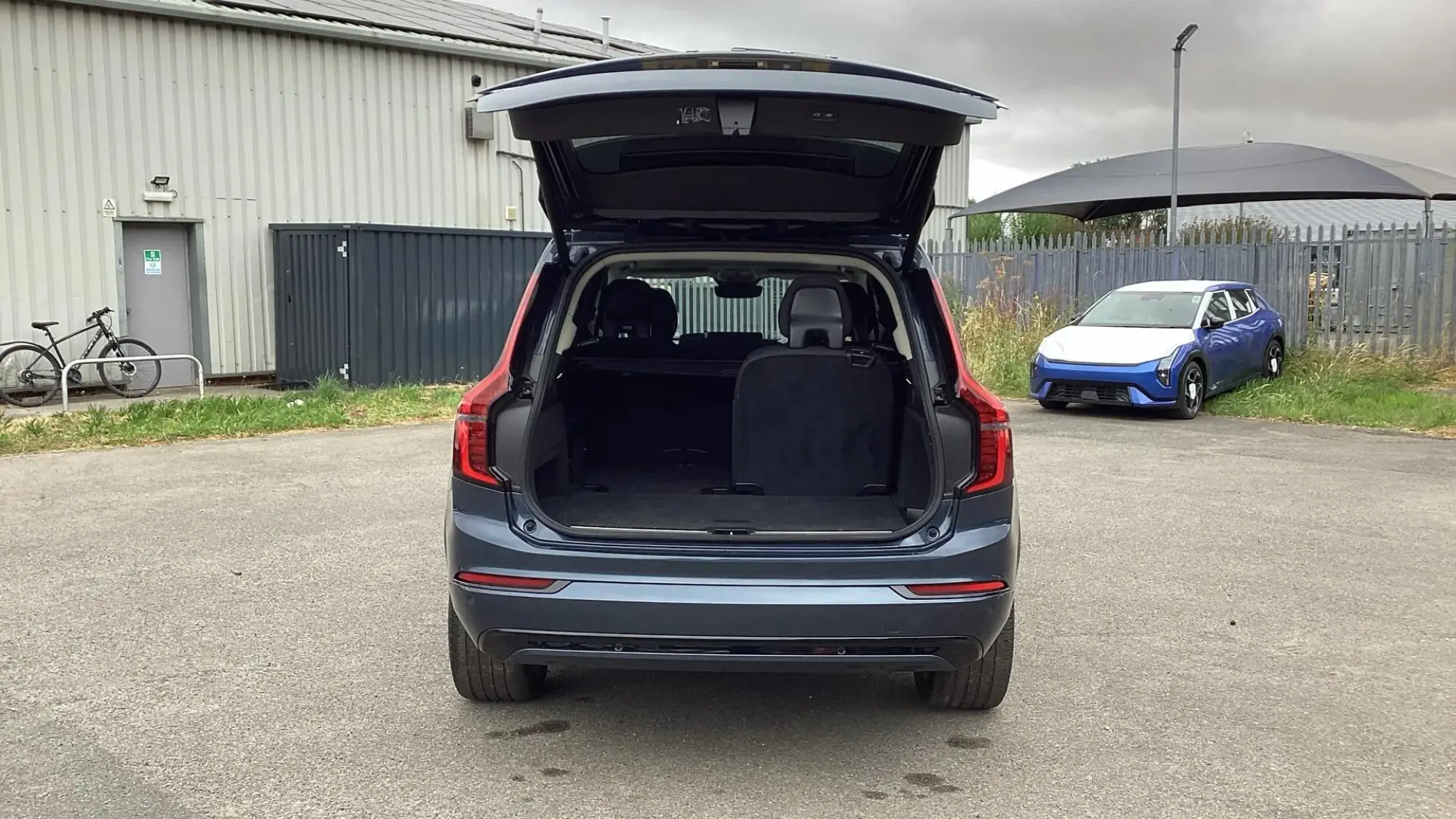 Volvo XC90 Plug-In Hybrid Image 13 Volvo XC90 Plug-In Hybrid Image 13