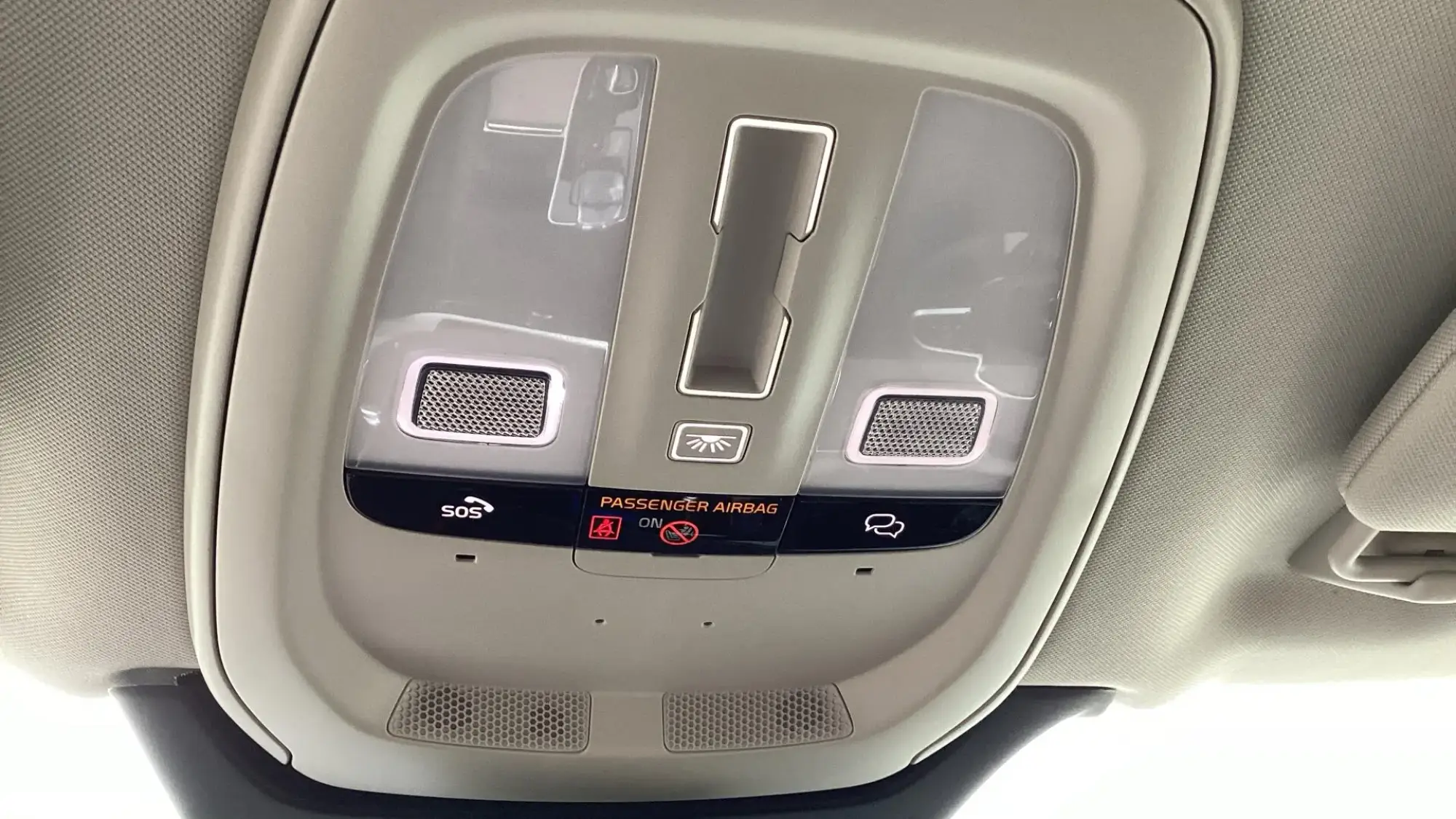 Volvo XC90 Plug-In Hybrid Image 26 Volvo XC90 Plug-In Hybrid Image 26