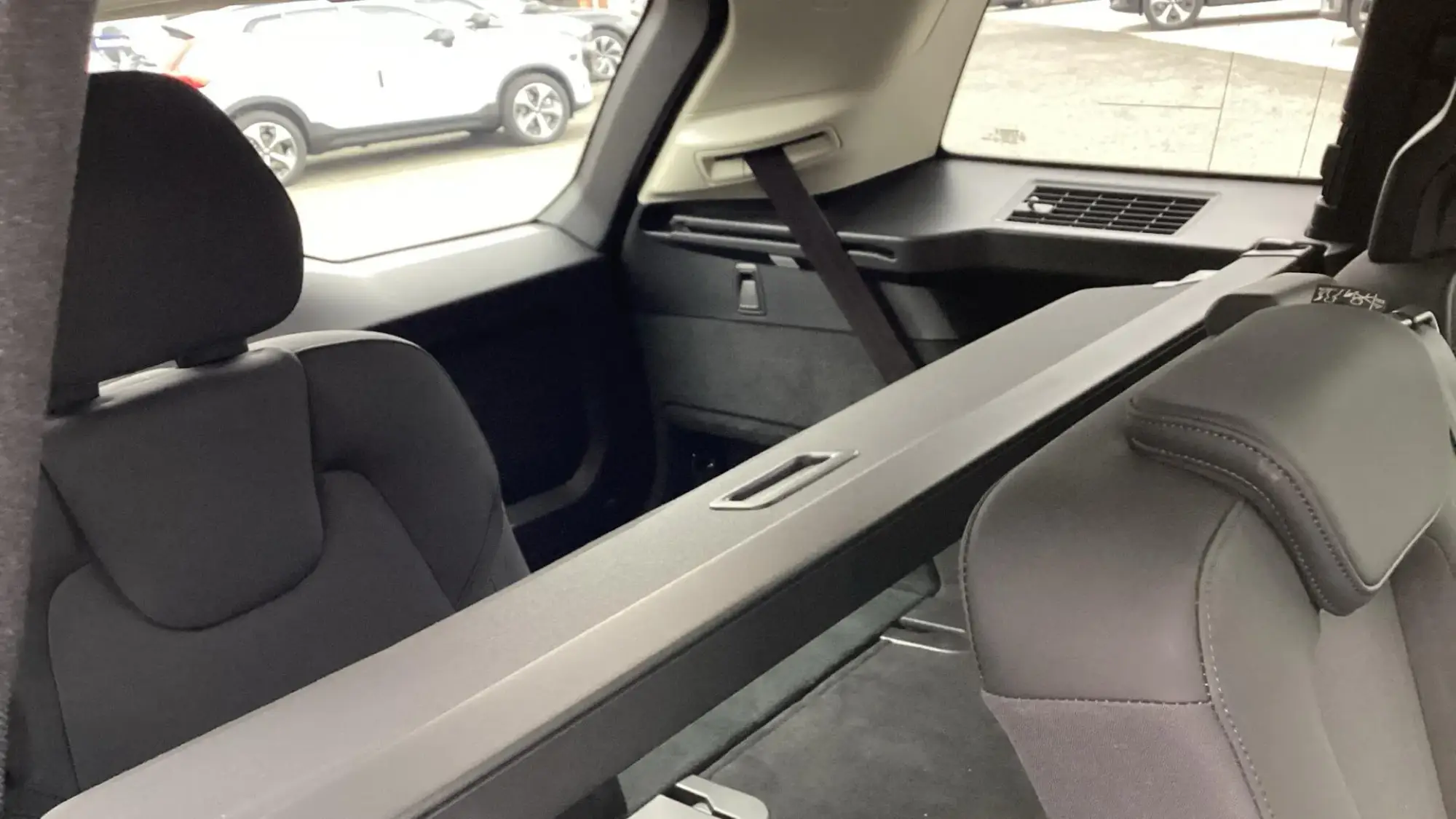 Volvo XC90 Plug-In Hybrid Image 40 Volvo XC90 Plug-In Hybrid Image 40