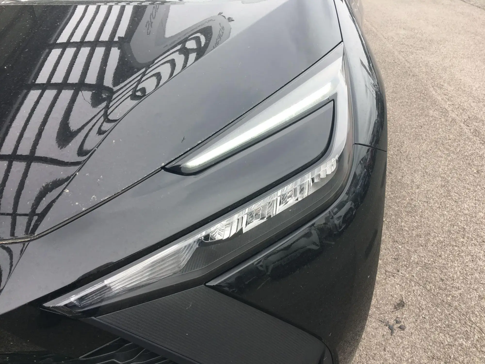 Toyota C-HR Plug-in Hybrid Image 17 Toyota C-HR Plug-in Hybrid Image 17