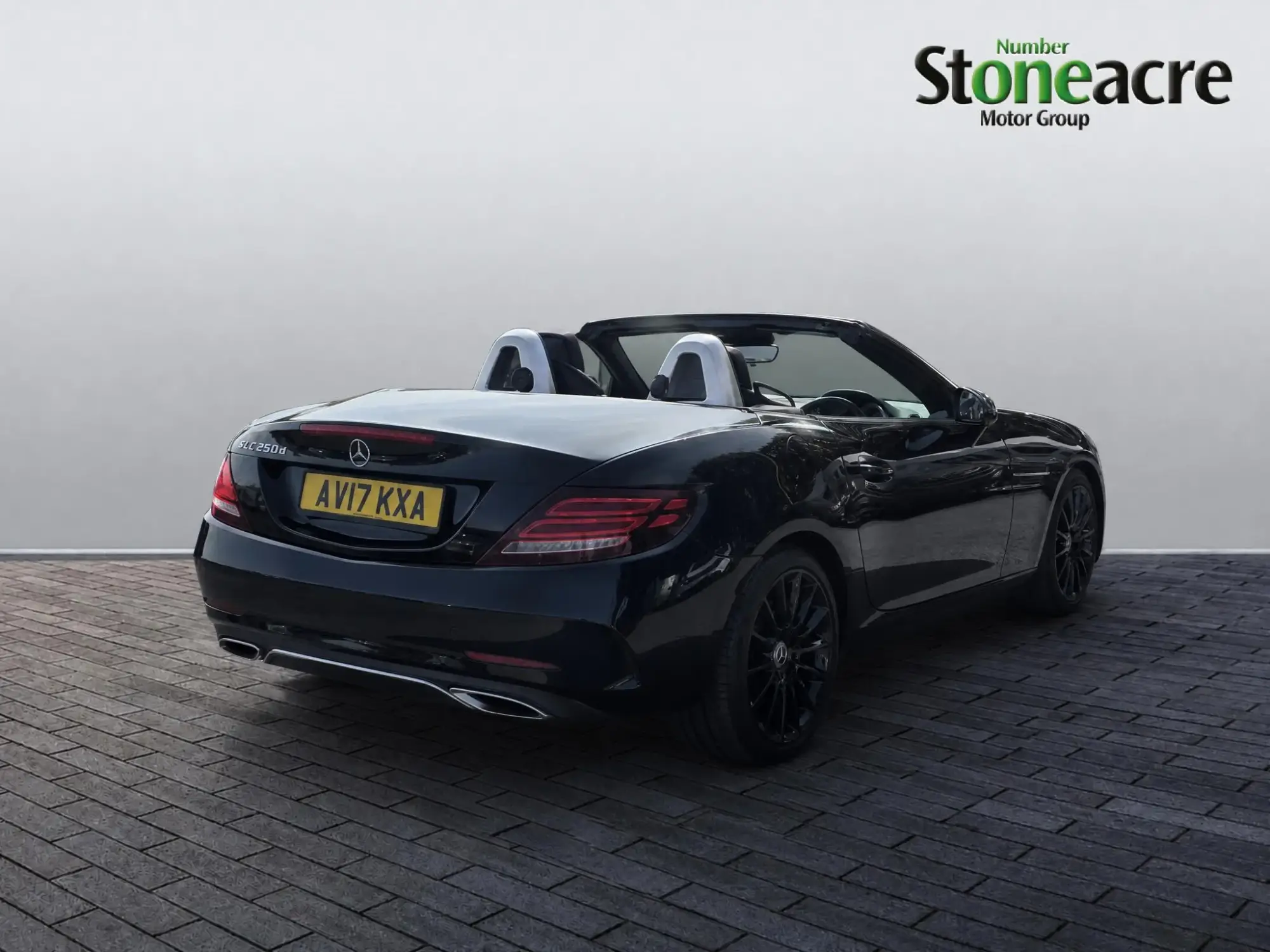 Mercedes-Benz SLC 2.1 SLC250d AMG Line G-Tronic Euro 6 (s/s) 2dr AV17KXA Image 3