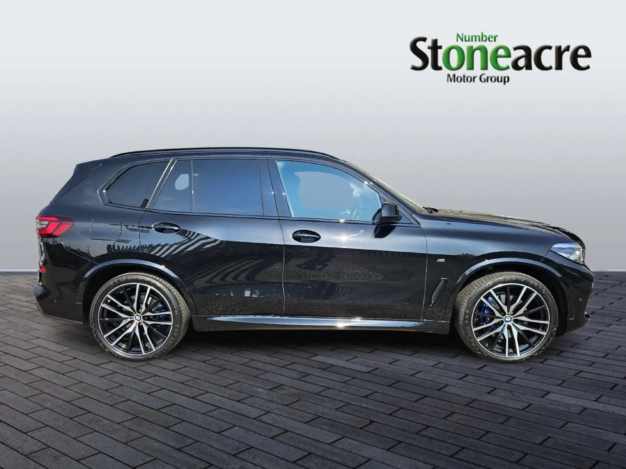 BMW X5 3.0 30d MHT M Sport Auto xDrive Euro 6 (s/s) 5dr WF72GVA Image 2