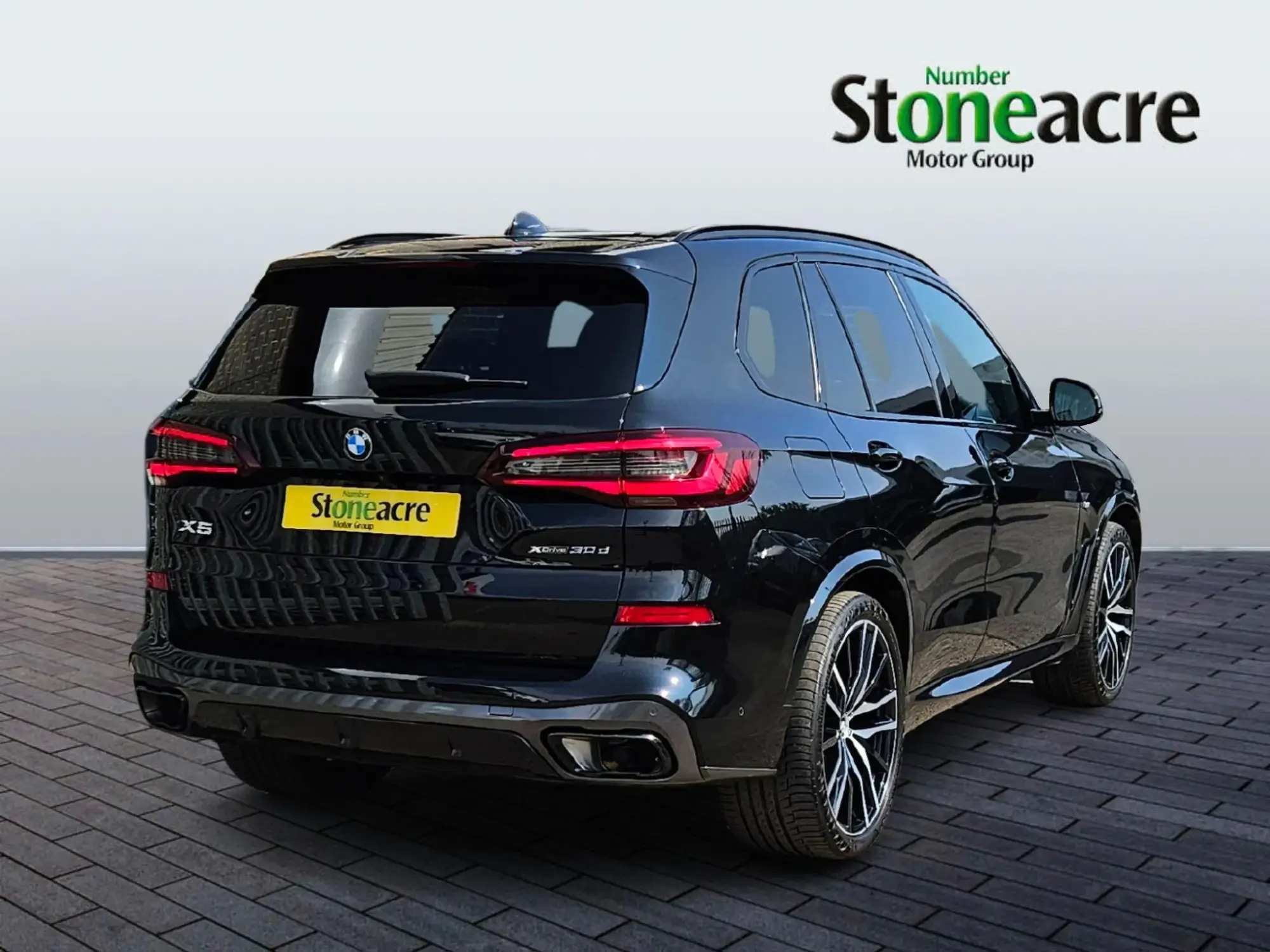 BMW X5 3.0 30d MHT M Sport Auto xDrive Euro 6 (s/s) 5dr WF72GVA Image 3