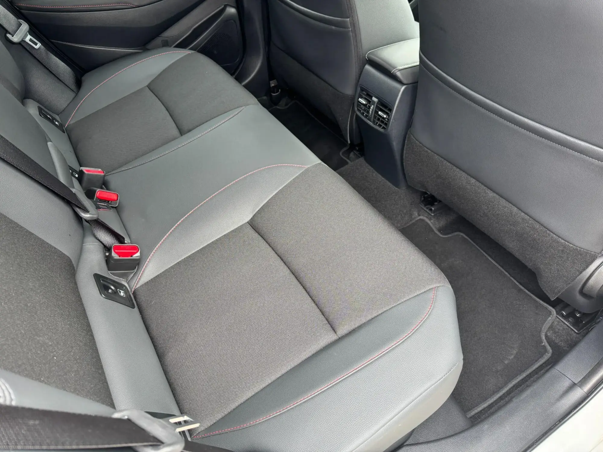 Toyota Corolla Touring Sports Image 12 Toyota Corolla Touring Sports Image 12