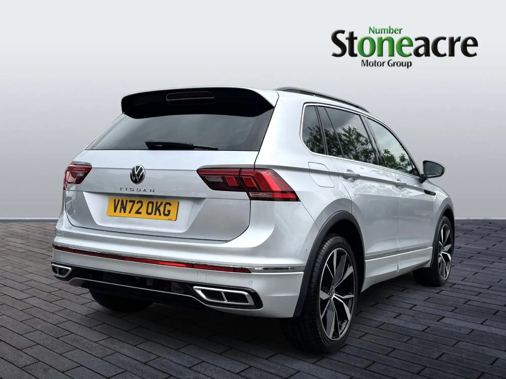 Volkswagen Tiguan 2.0 TDI R-Line DSG Euro 6 (s/s) 5dr VN72OKG Image 3