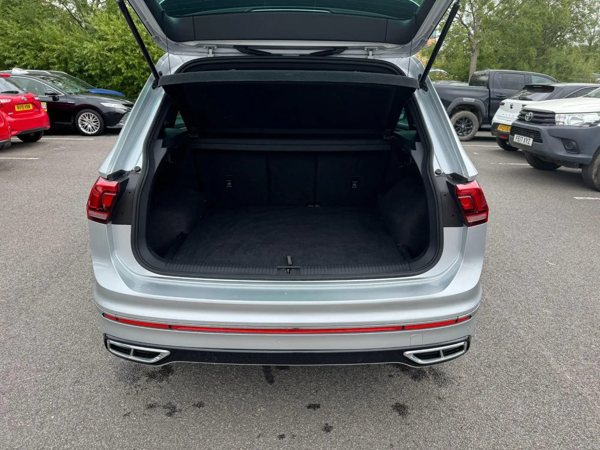 Volkswagen Tiguan Image 10 Volkswagen Tiguan Image 10