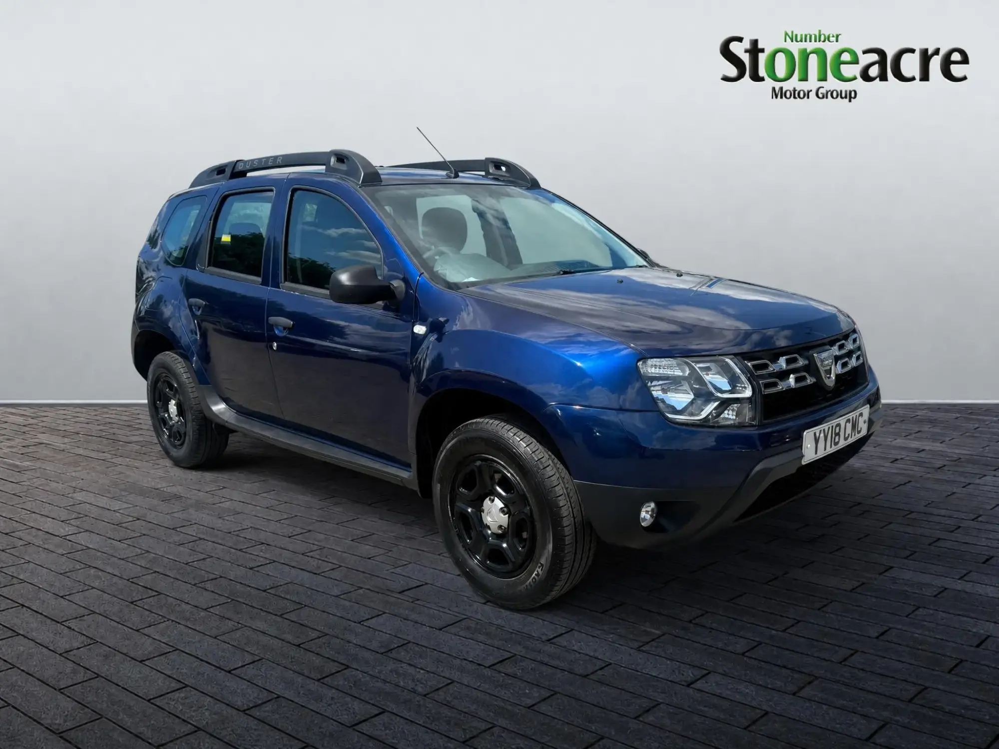Dacia Duster 1.6 SCe Air 4WD Euro 6 (s/s) 5dr YY18CWC Image 1