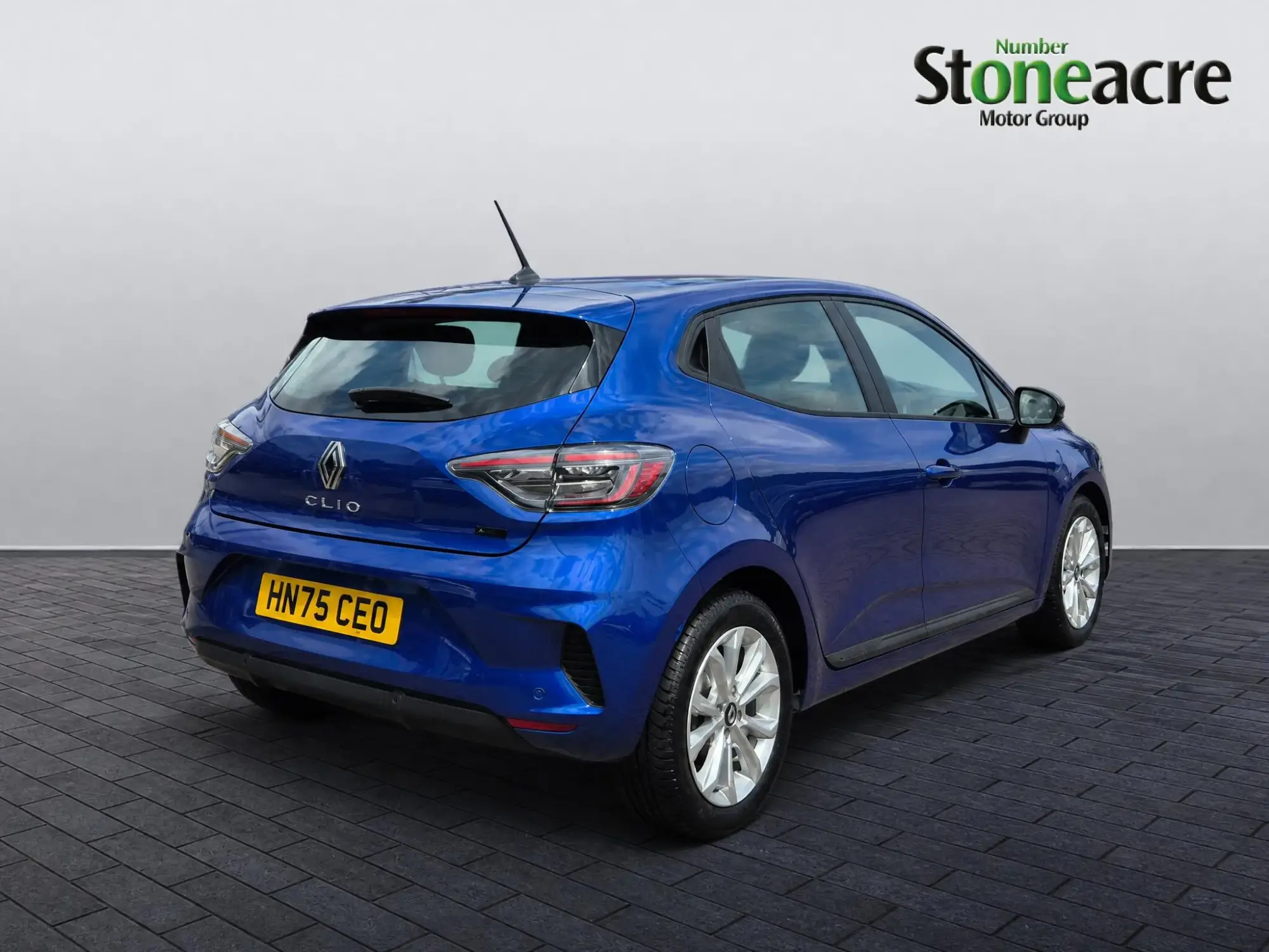 Renault Clio E-Tech 1.6 E-TECH full hybrid 145 Evolution 5dr Auto HN75CEO Image 3
