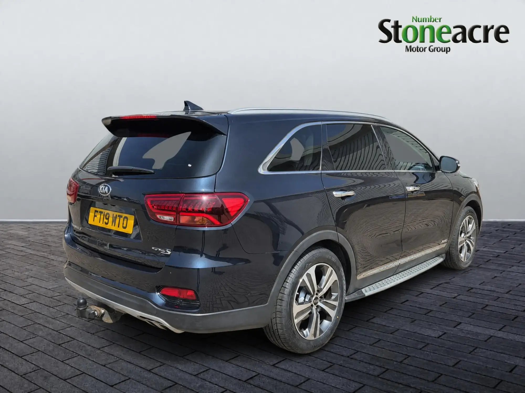 Kia Sorento 2.2 CRDi GT-Line S SUV 5dr Diesel Auto AWD Euro 6 (s/s) (197 bhp) FT19MTO Image 3