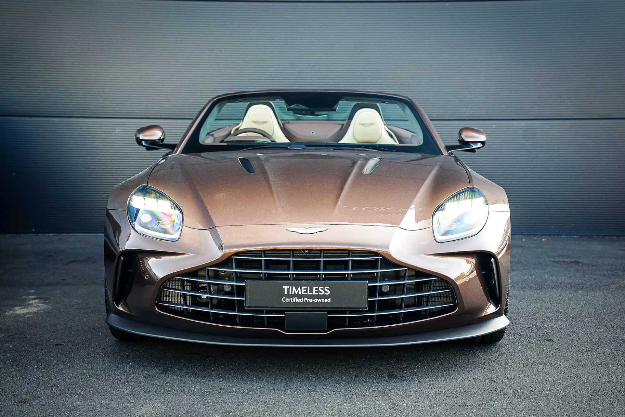 Aston Martin Vantage Roadster Image 29 Aston Martin Vantage Roadster Image 29