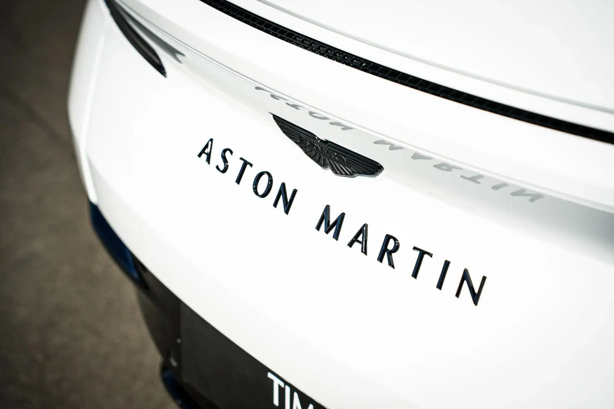 Aston Martin DB12 Image 26