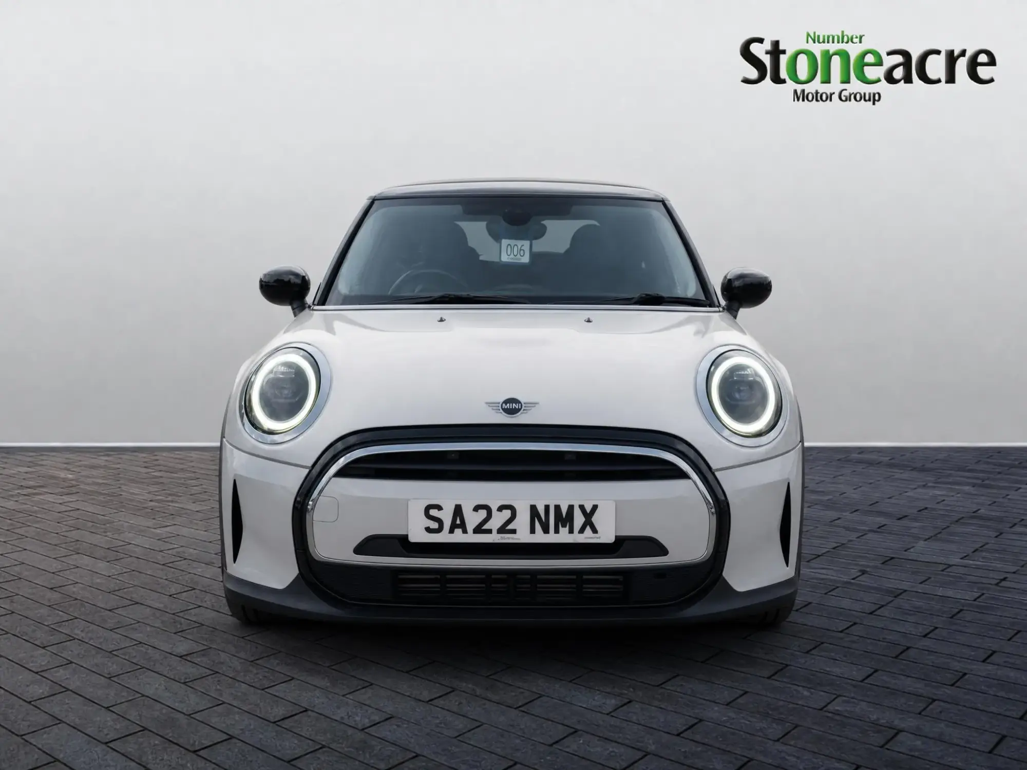 MINI Hatch 1.5 Cooper Classic Steptronic Euro 6 (s/s) 5dr SA22NMX Image 2