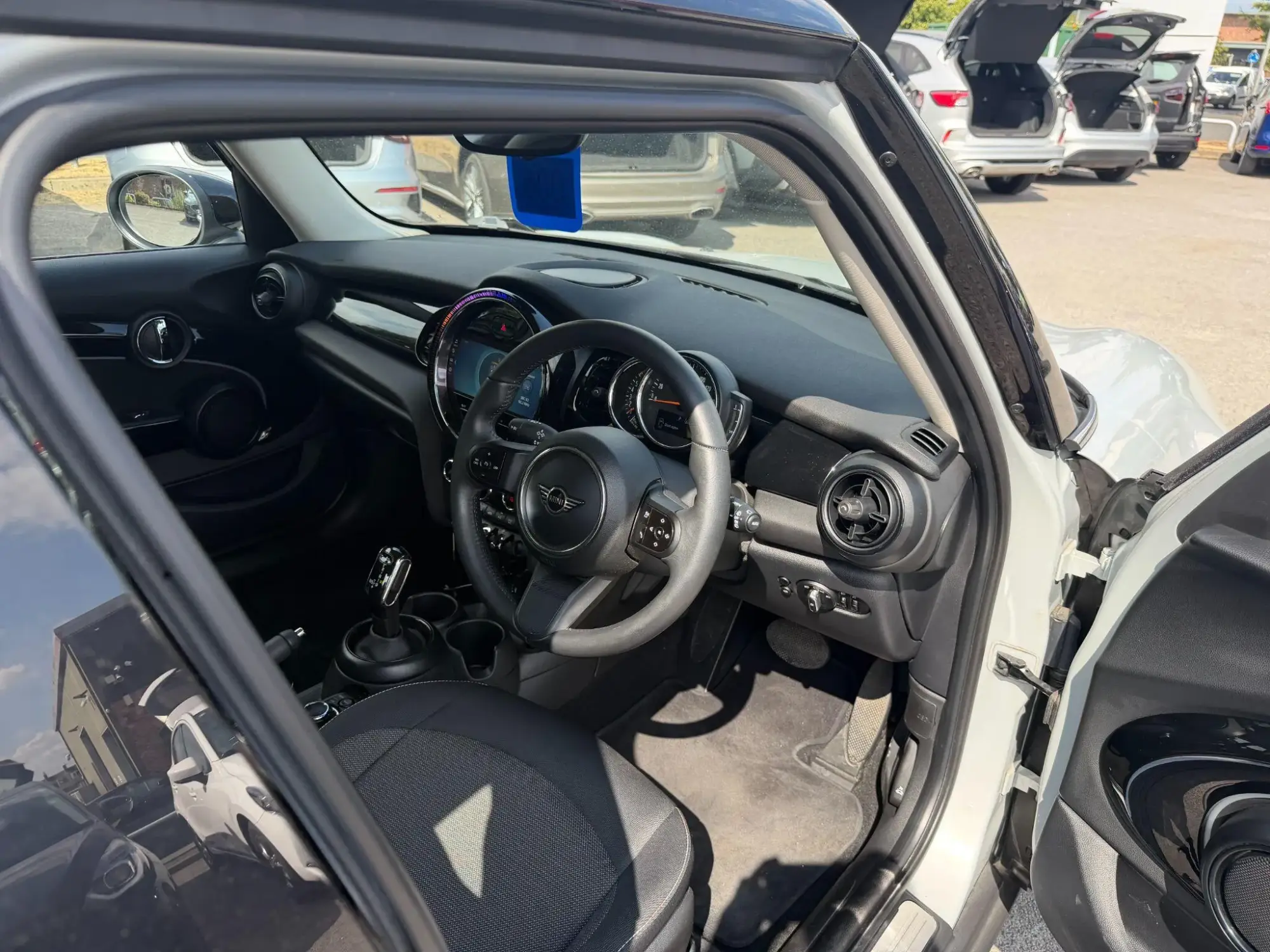MINI Hatch Image 16 MINI Hatch Image 16