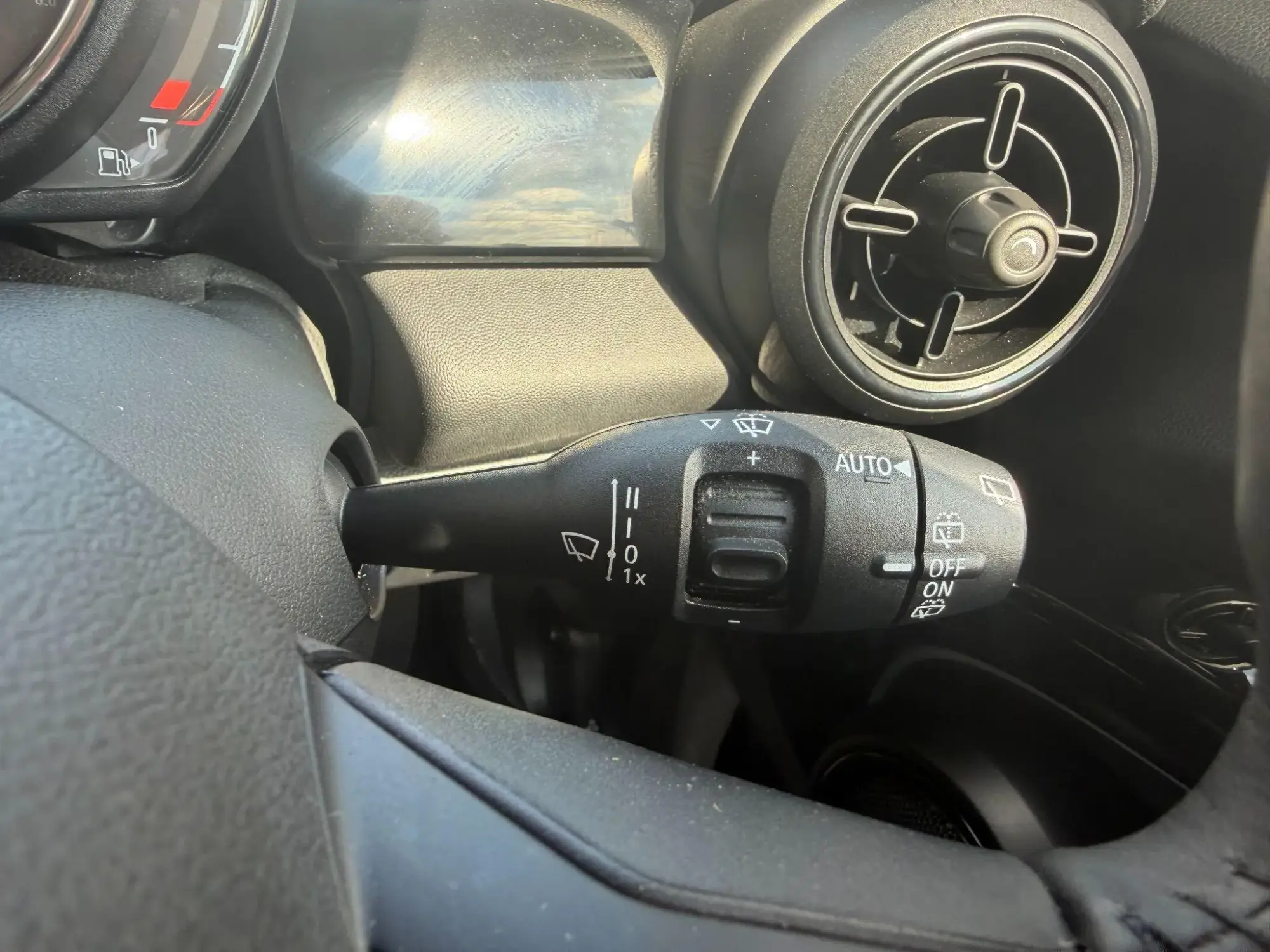 MINI Hatch Image 20 MINI Hatch Image 20