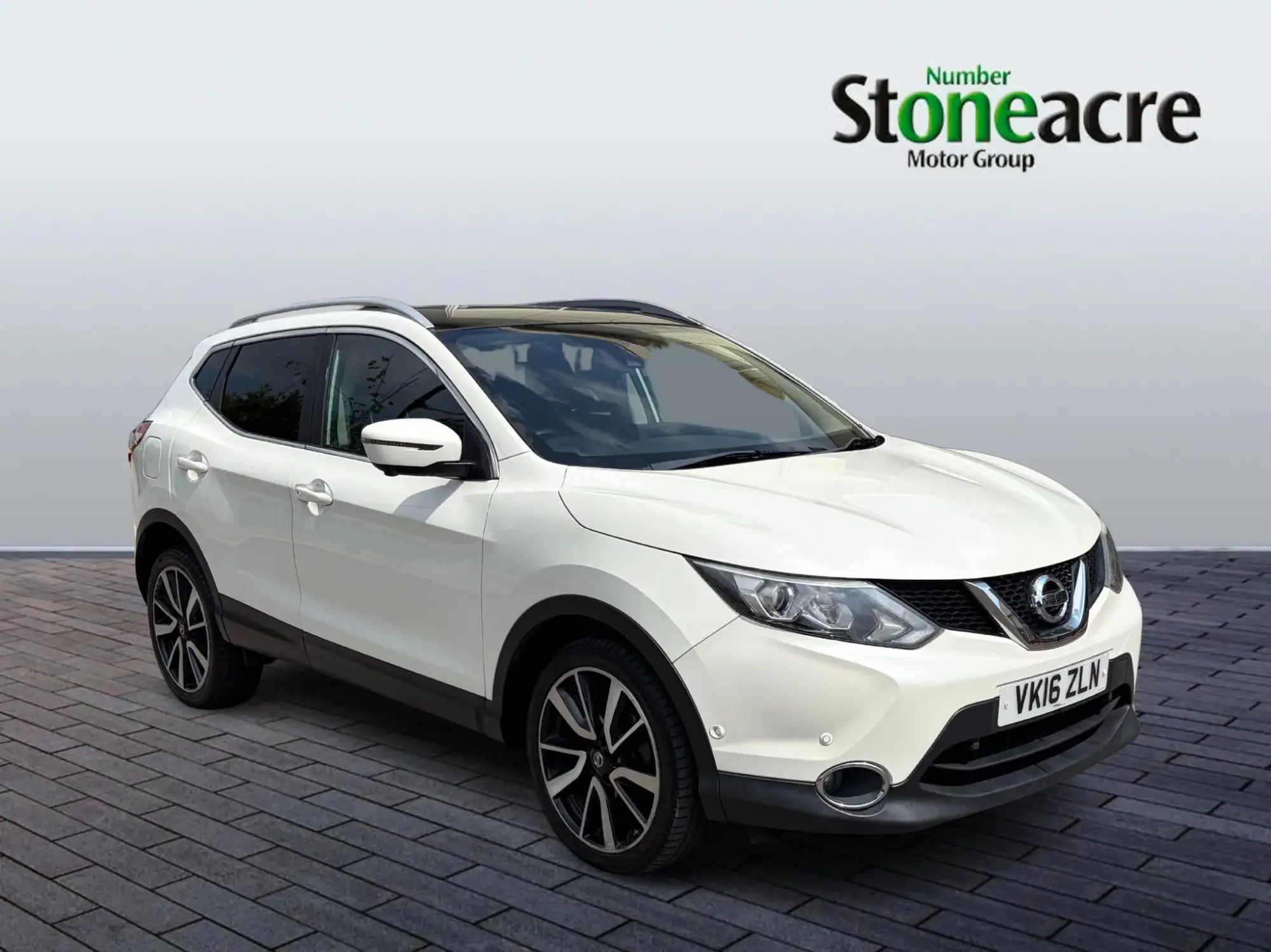 Nissan Qashqai Image 1